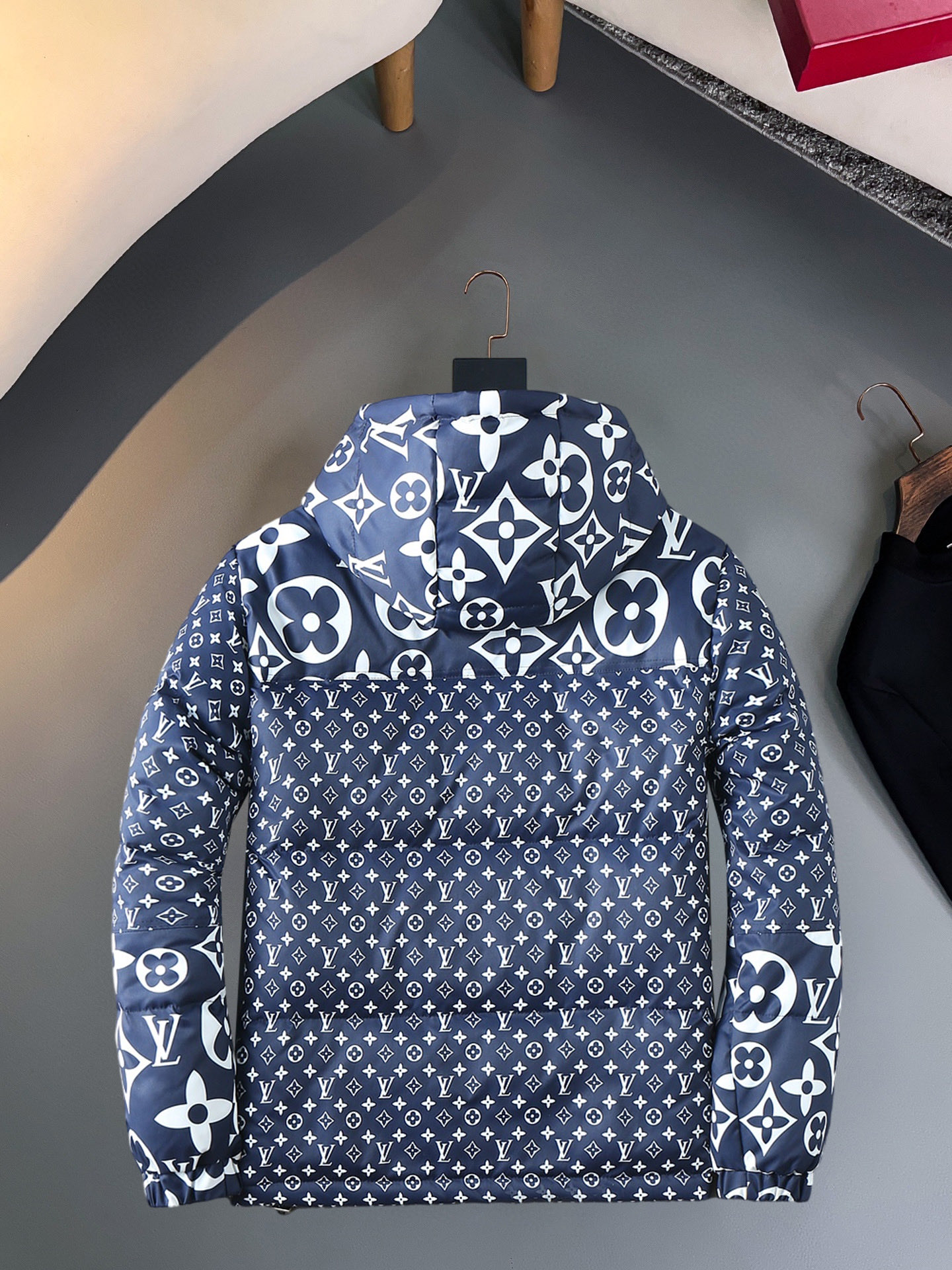 Cheap Louis Vuitton Thick Jackets For Men in 229633, $215 USD- [IB229633] - Replica Louis Vuitton Thick Jackets For Men