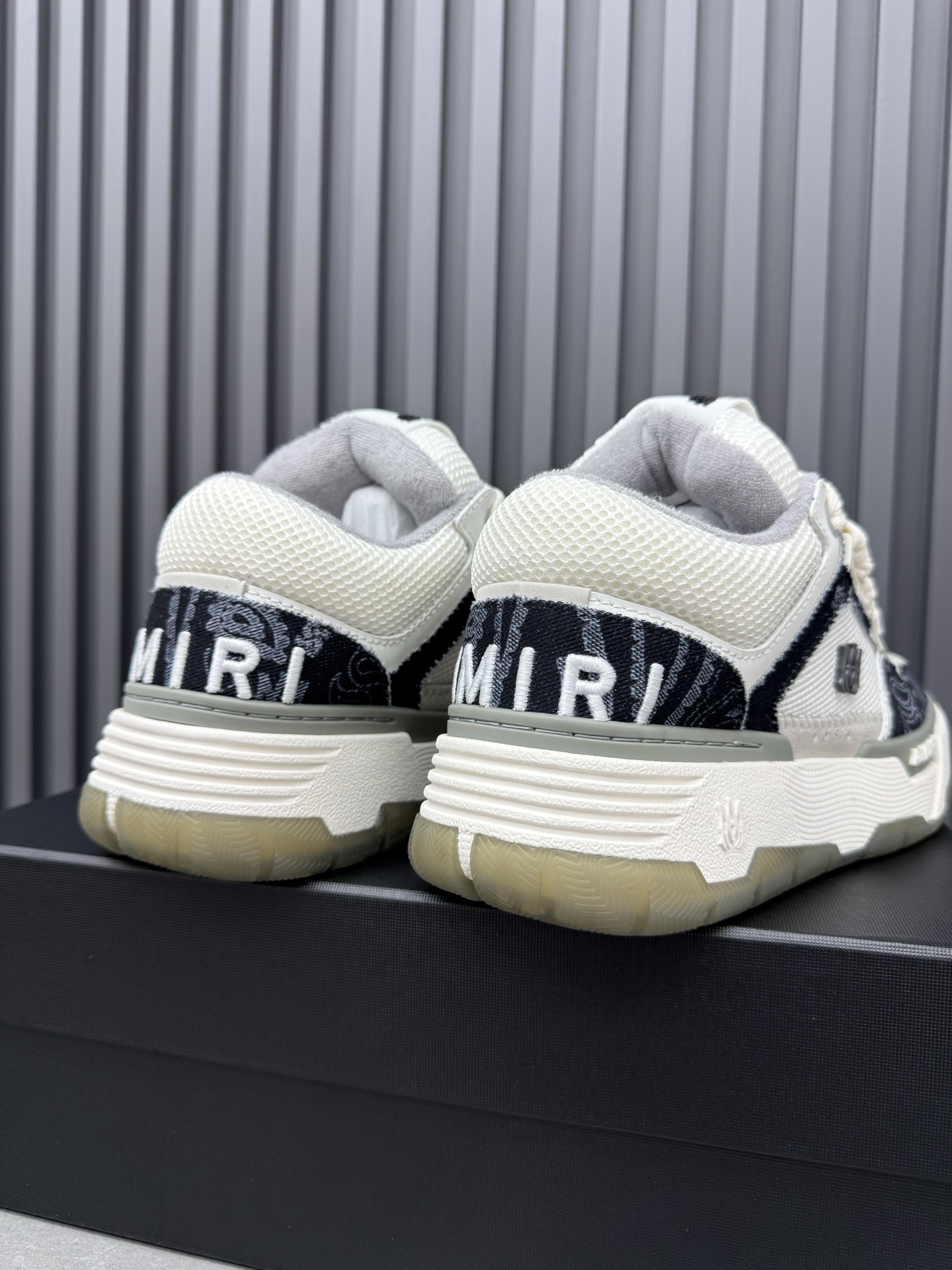 Cheap Amiri Shoes for Men in 229701, $140 USD- [IB229701] - Replica Amiri Sneakers For Men