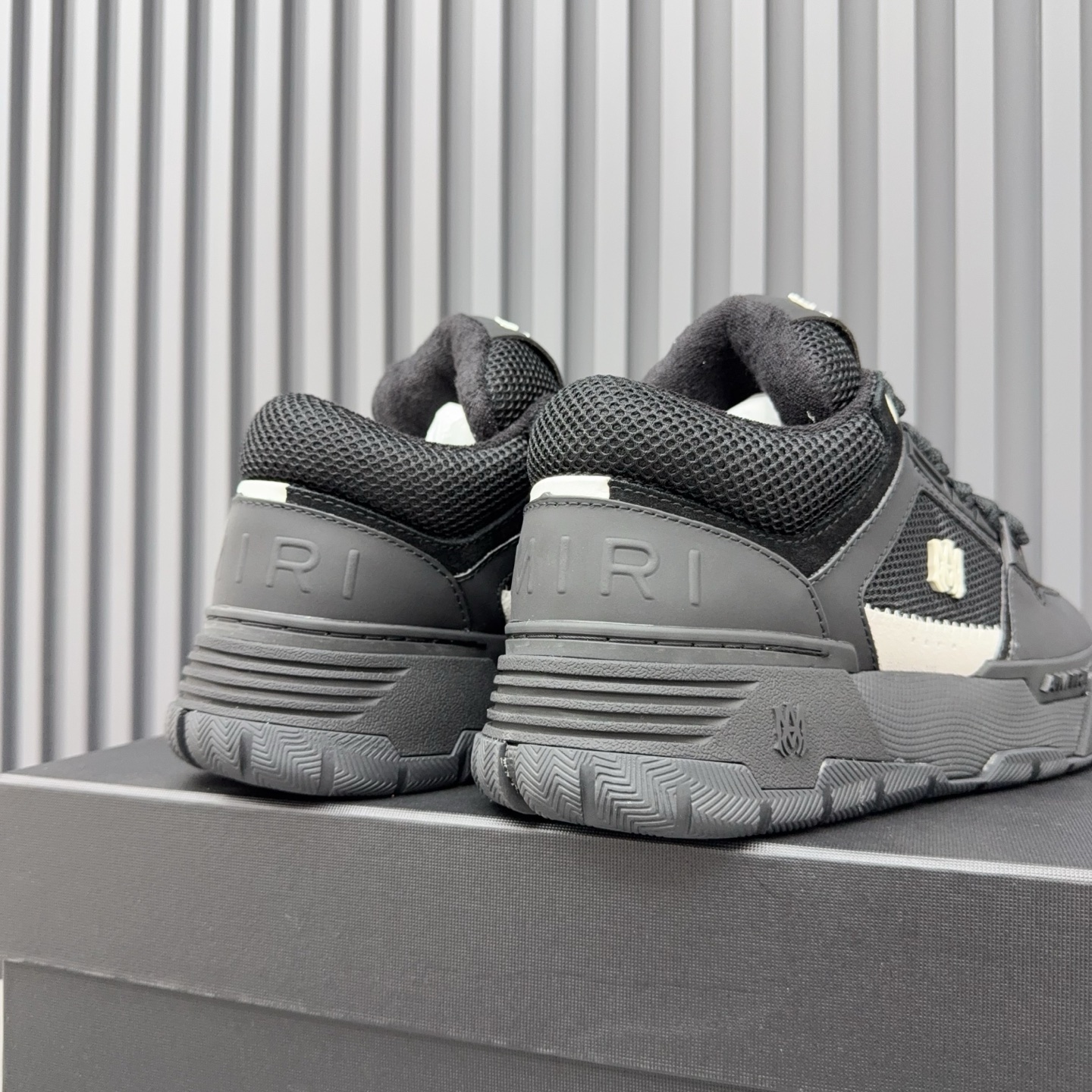 Cheap Amiri Shoes for Men in 229717, $140 USD- [IB229717] - Replica Amiri Sneakers For Men