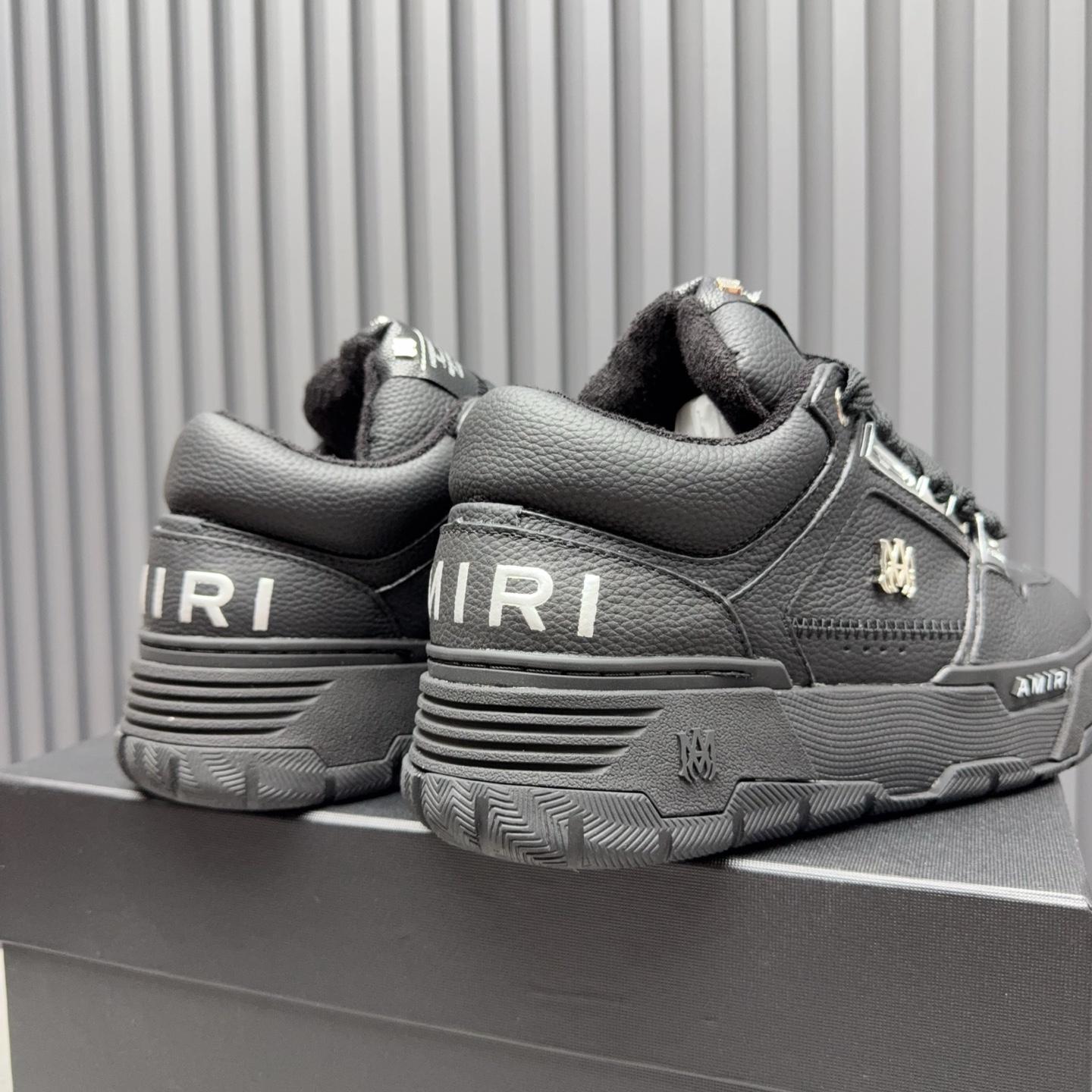 Cheap Amiri Shoes for Men in 229765, $140 USD- [IB229765] - Replica Amiri Sneakers For Men