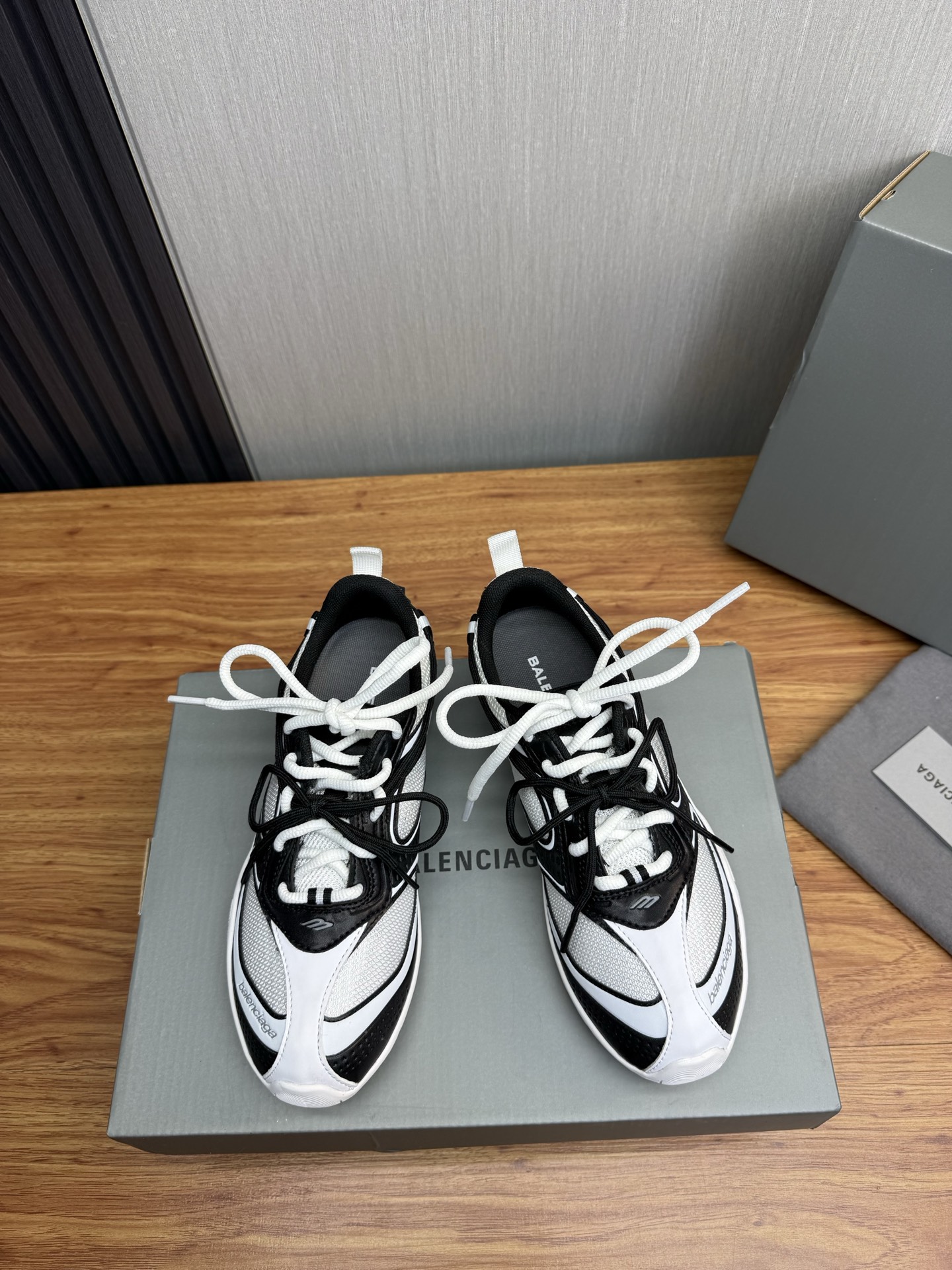 Cheap Balenciaga Sneakers For Men in 229773, $120 USD- [IB229773] - Replica Balenciaga Sneakers For Men