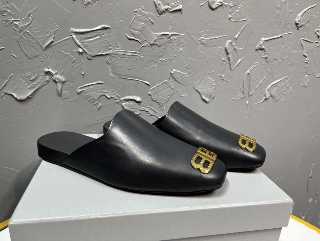 Cheap Balenciaga Leather Shoes in 229786, $155 USD- [IB229786] - Replica Balenciaga Leather Shoes