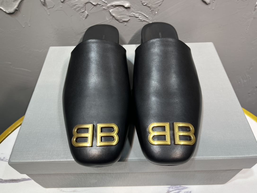 Cheap Balenciaga Leather Shoes in 229786, $155 USD- [IB229786] - Replica Balenciaga Leather Shoes