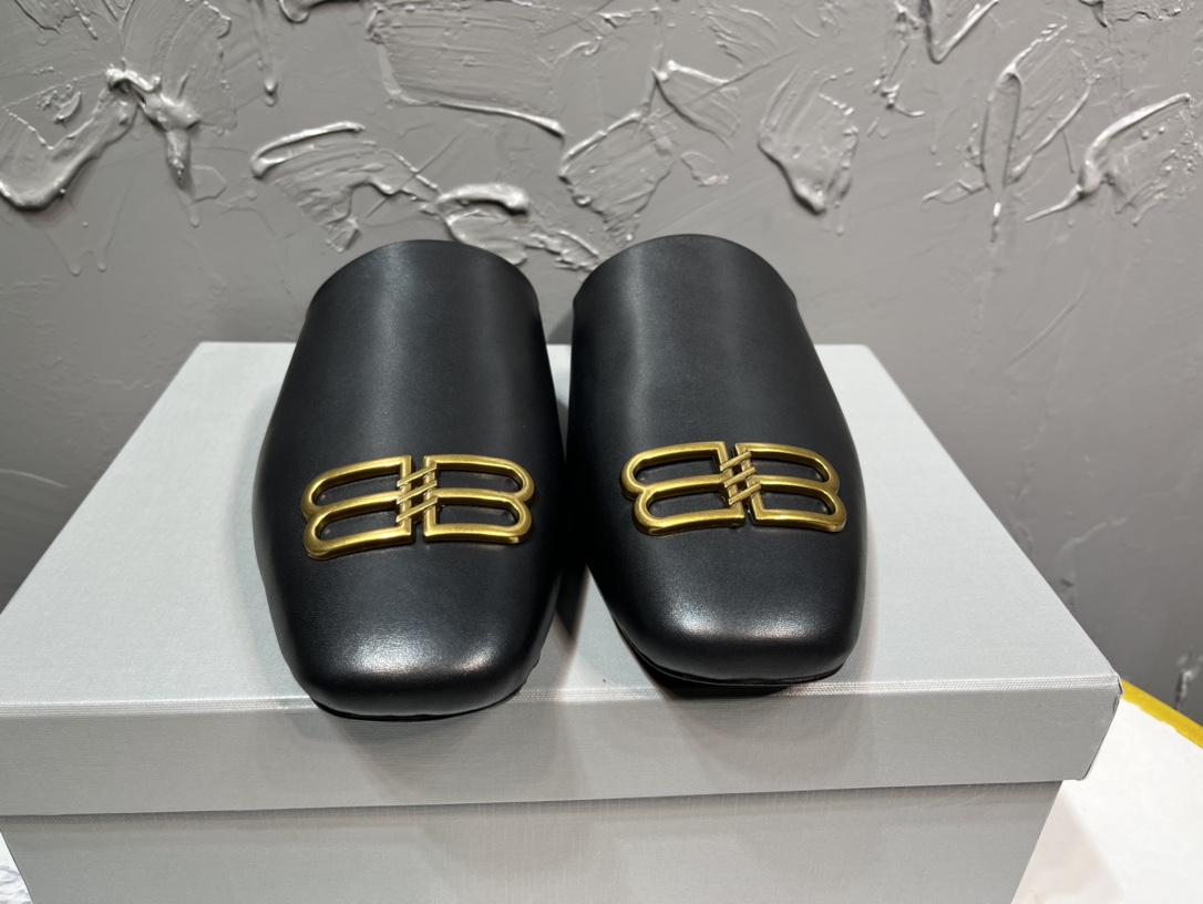 Cheap Balenciaga Leather Shoes in 229787, $155 USD- [IB229787] - Replica Balenciaga Leather Shoes