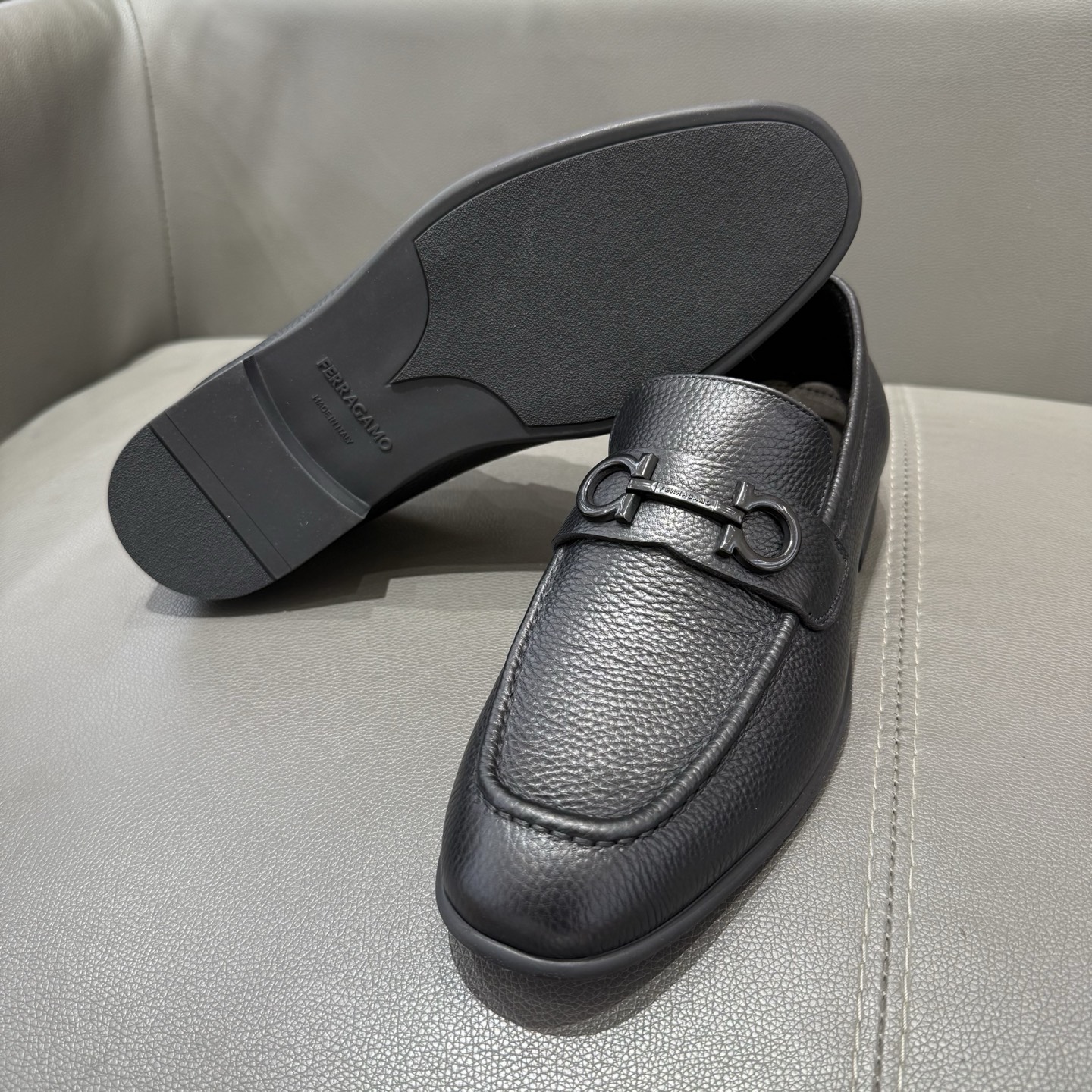 Cheap Ferragamo Loafers and Drivers For Men in 229859, $160 USD- [IB229859] - Replica Ferragamo Loafers and Drivers For Men