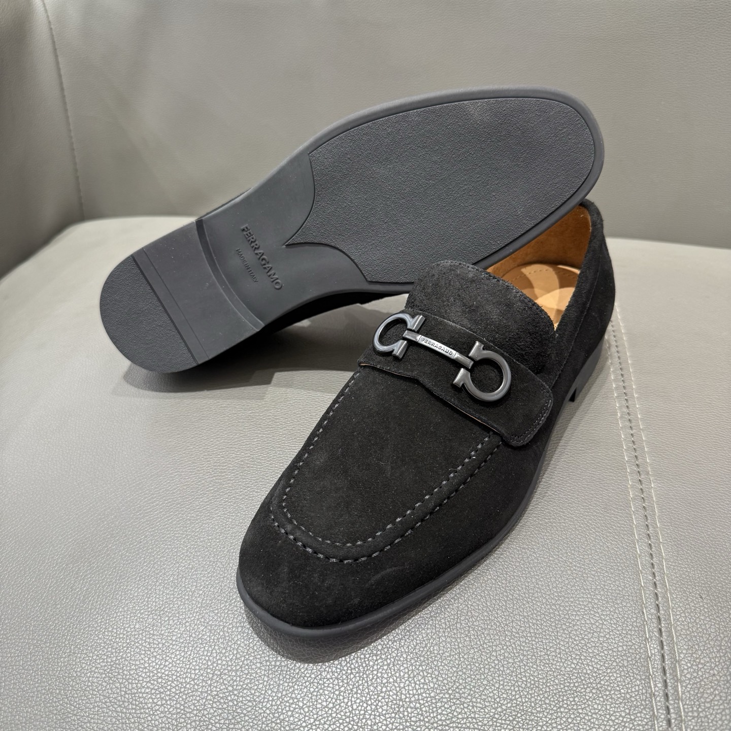 Cheap Ferragamo Loafers and Drivers For Men in 229862, $160 USD- [IB229862] - Replica Ferragamo Loafers and Drivers For Men