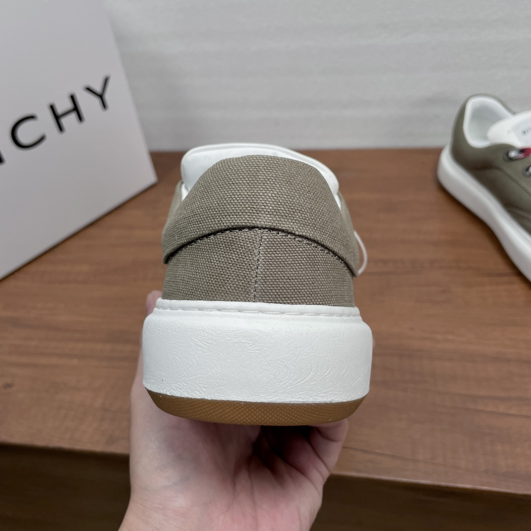 Cheap Givenchy Sneakers For Men in 229886, $145 USD- [IB229886] - Replica Givenchy Sneakers For Men