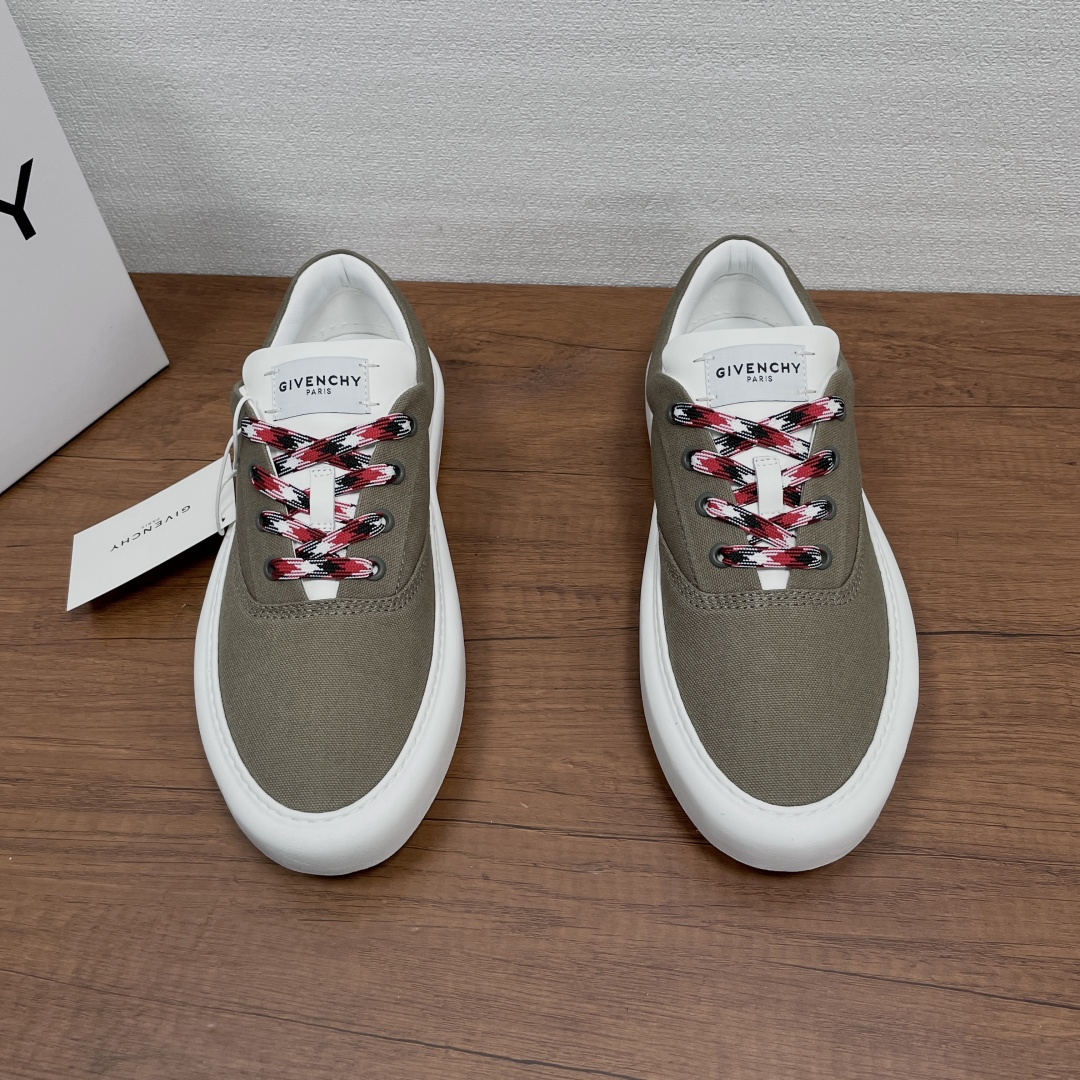 Cheap Givenchy Sneakers For Men in 229886, $145 USD- [IB229886] - Replica Givenchy Sneakers For Men