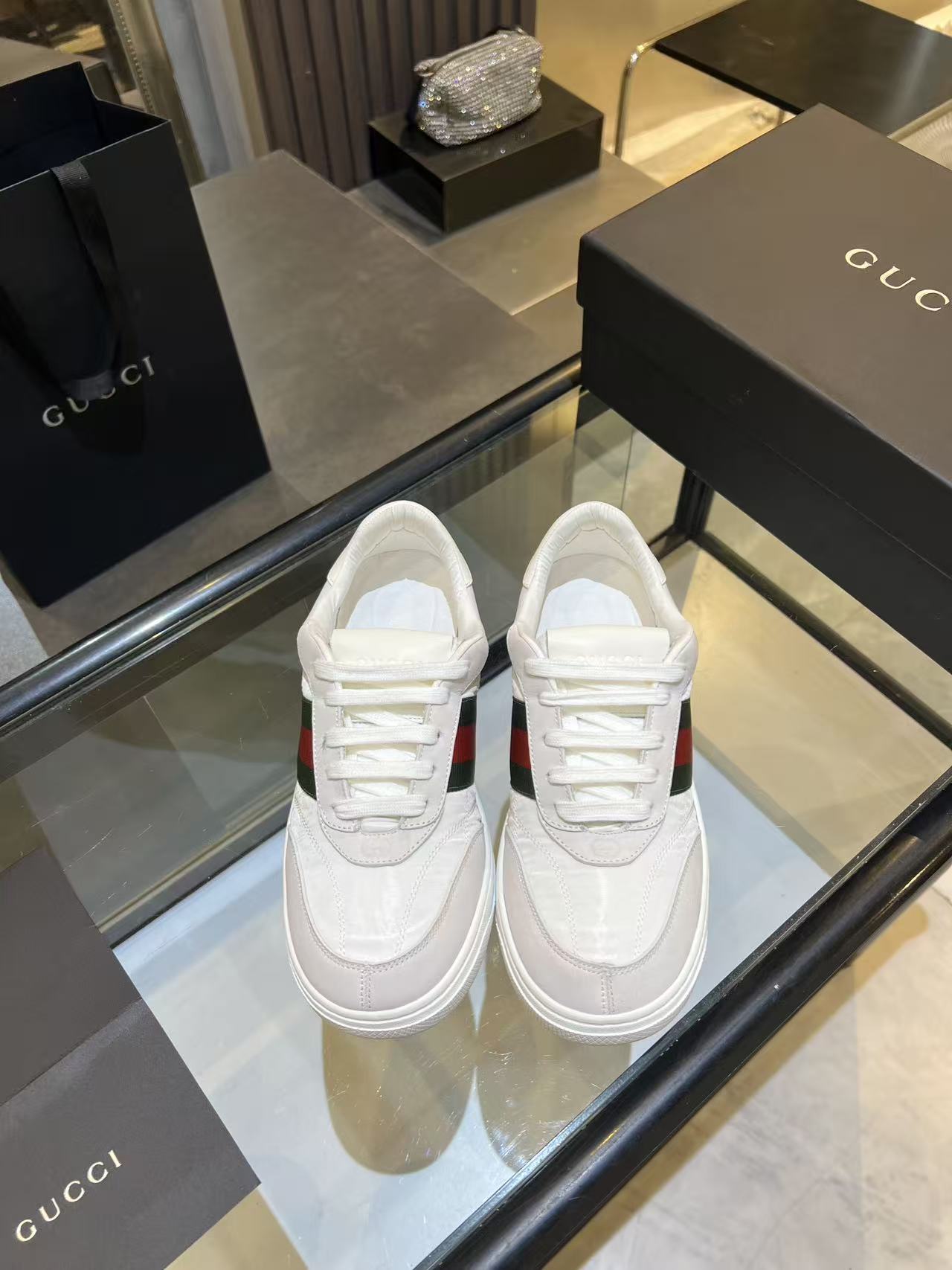 Cheap Gucci Sneakers For Men in 229892, $110 USD- [IB229892] - Replica Gucci Sneakers For Men