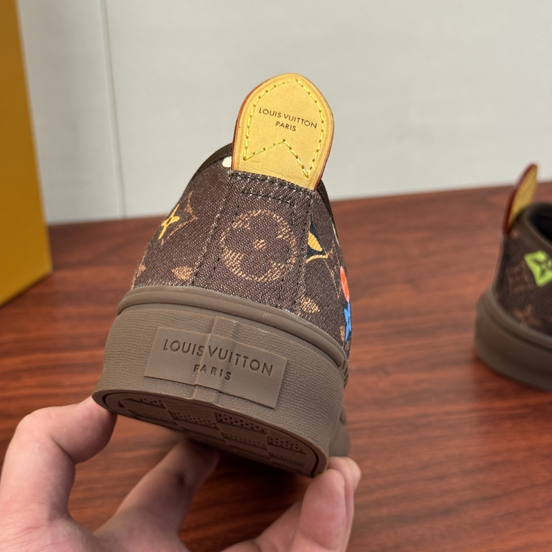 Cheap Louis Vuitton Sneakers For Men in 230000, $140 USD- [IB230000] - Replica Louis Vuitton Sneakers For Men