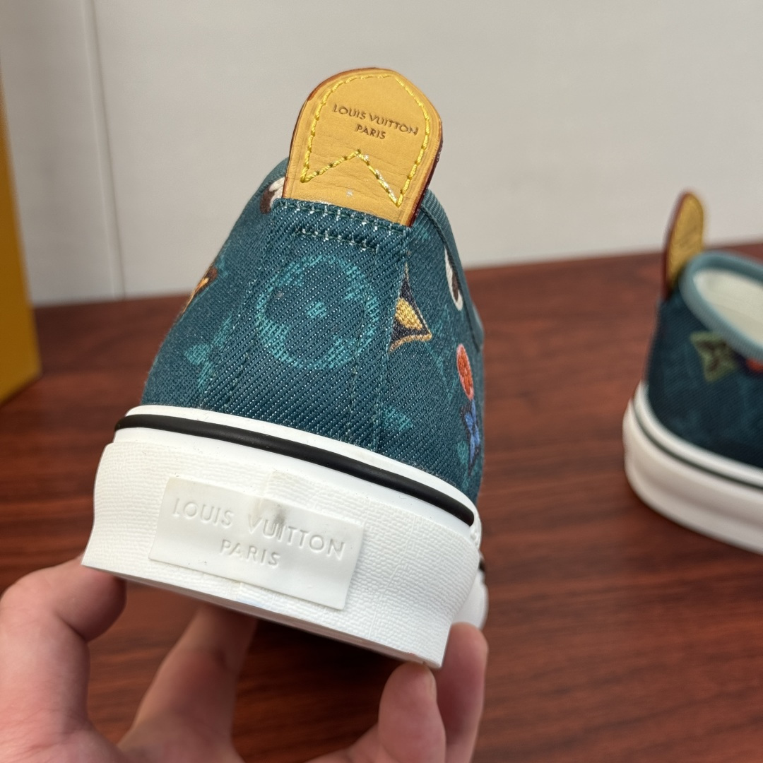 Cheap Louis Vuitton Sneakers For Men in 230001, $140 USD- [IB230001] - Replica Louis Vuitton Sneakers For Men