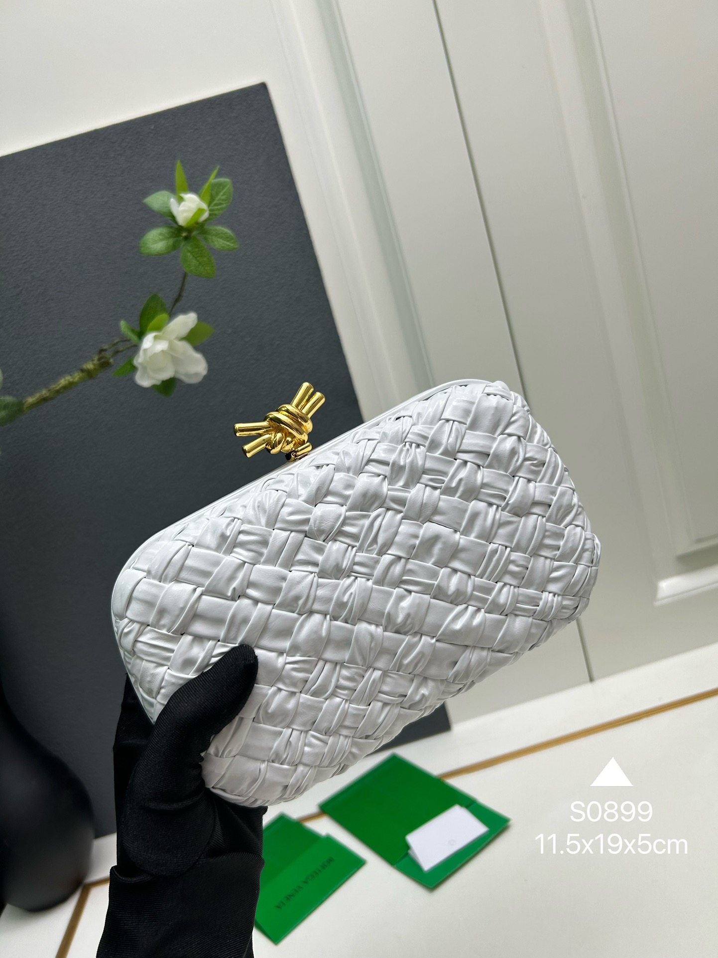 Cheap bottega veneta bags in 230066, $170 USD- [IB230066] - Replica bottega veneta bags