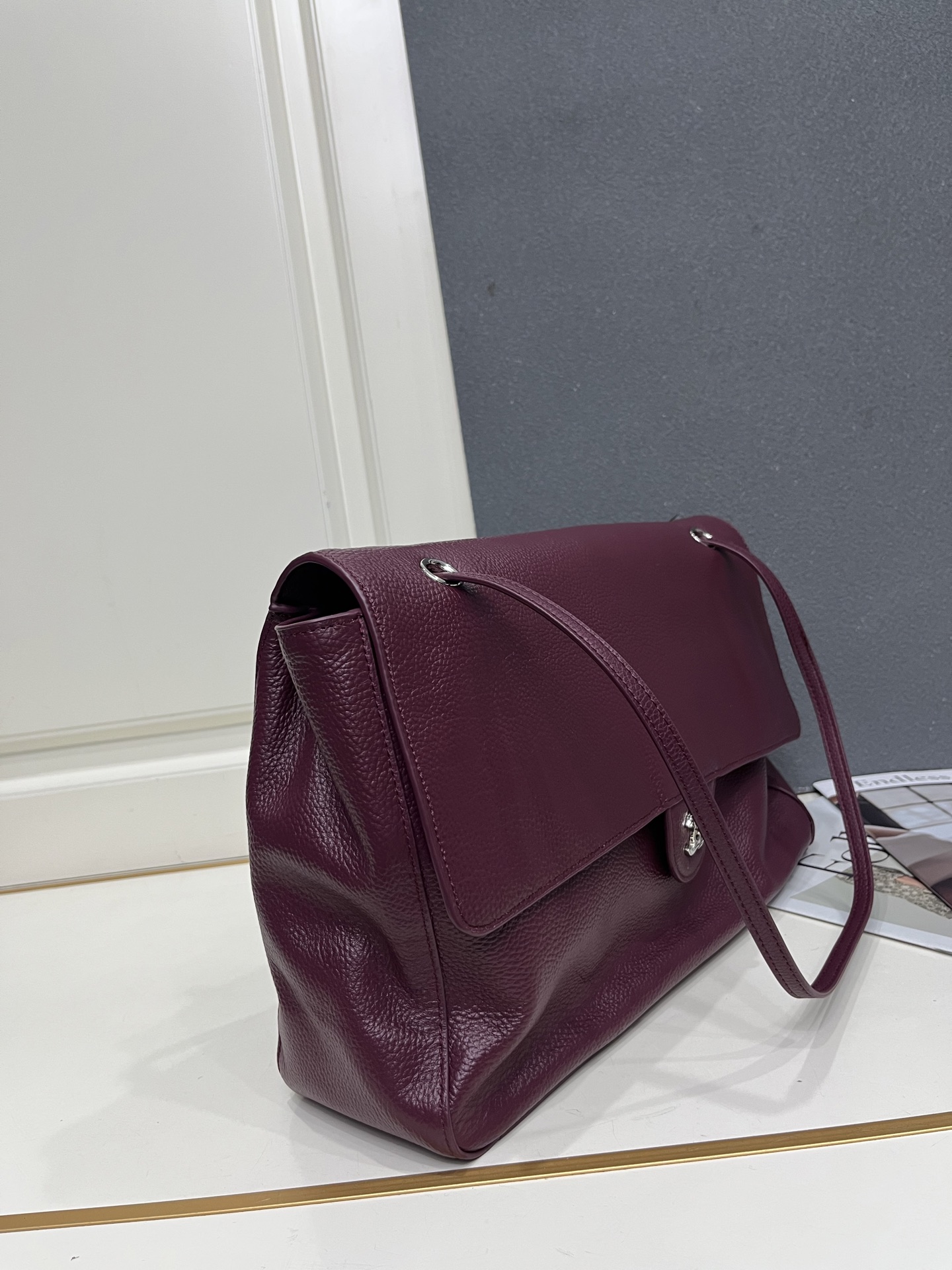 Cheap Chanel AAA quality Handbags in 230070, $140 USD- [IB230070] - Replica Chanel AAA quality Handbags