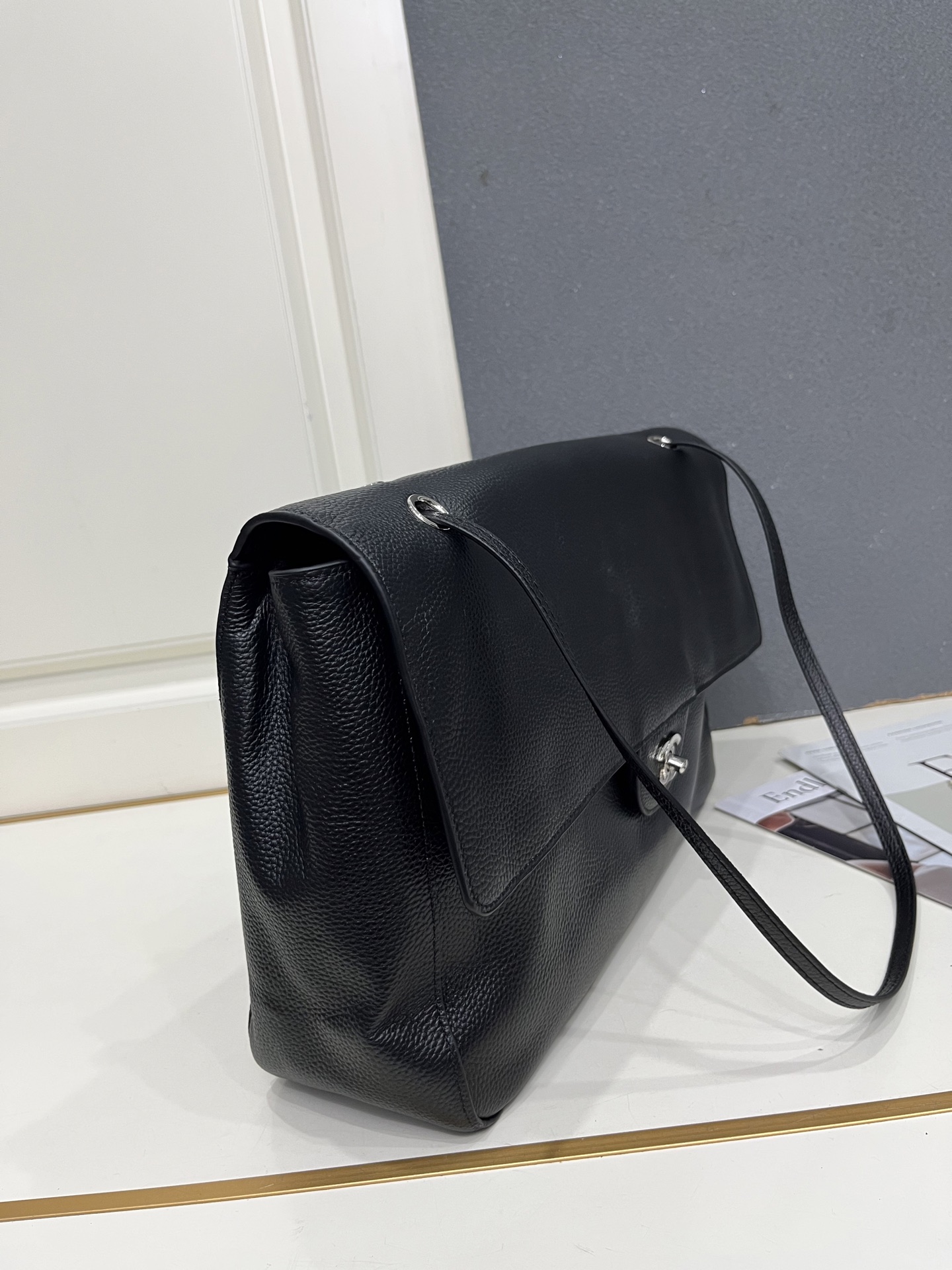 Cheap Chanel AAA quality Handbags in 230072, $140 USD- [IB230072] - Replica Chanel AAA quality Handbags