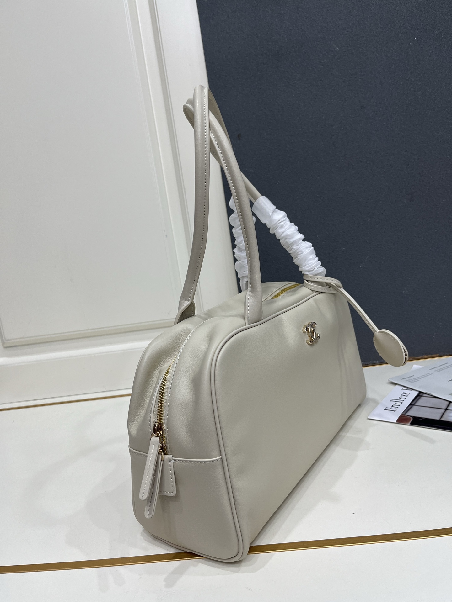 Cheap Chanel AAA quality Handbags in 230077, $130 USD- [IB230077] - Replica Chanel AAA quality Handbags