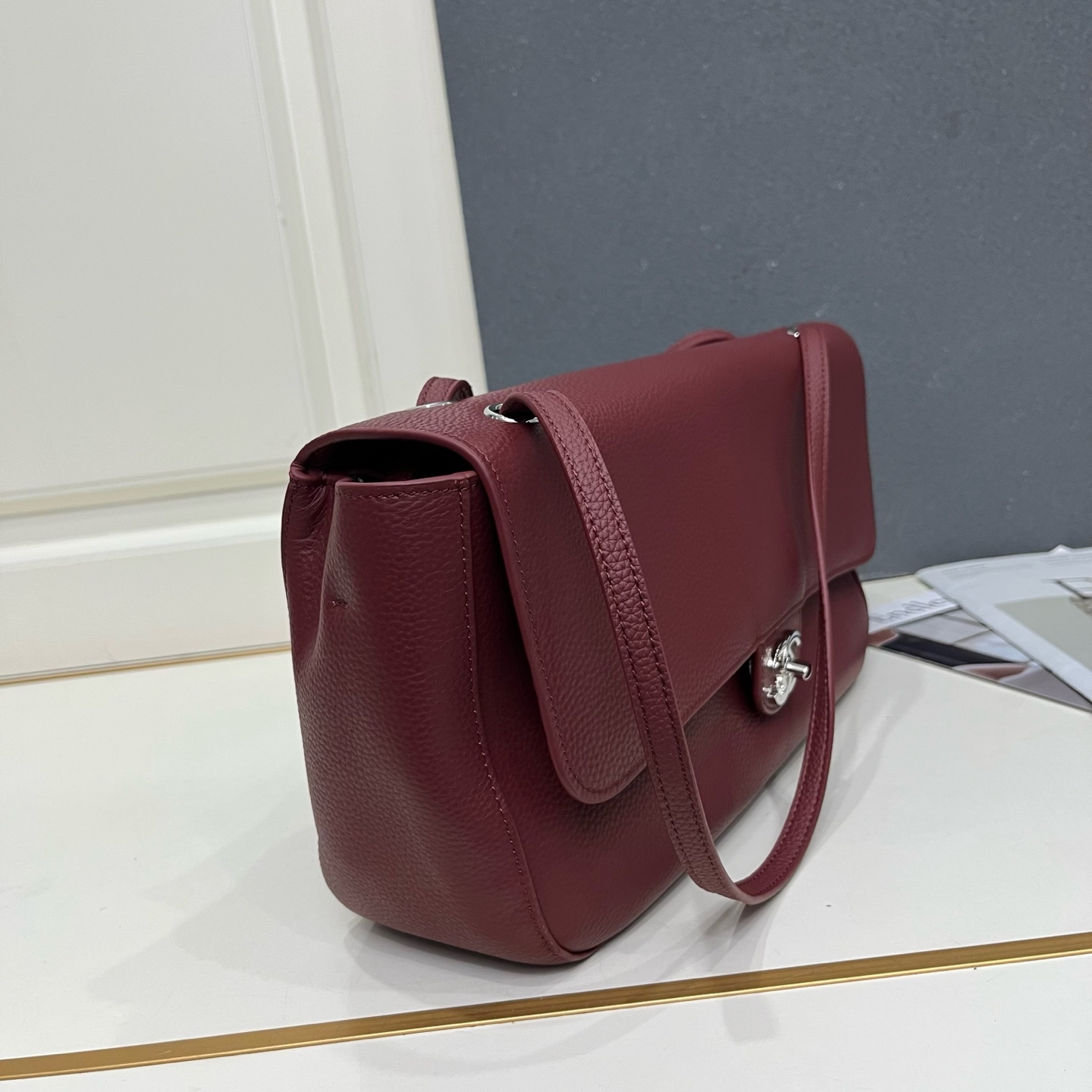 Cheap Chanel AAA quality Handbags in 230081, $140 USD- [IB230081] - Replica Chanel AAA quality Handbags