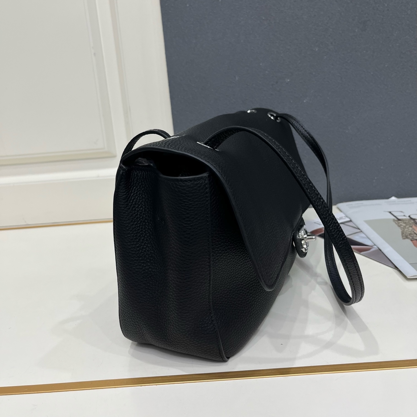 Cheap Chanel AAA quality Handbags in 230084, $140 USD- [IB230084] - Replica Chanel AAA quality Handbags