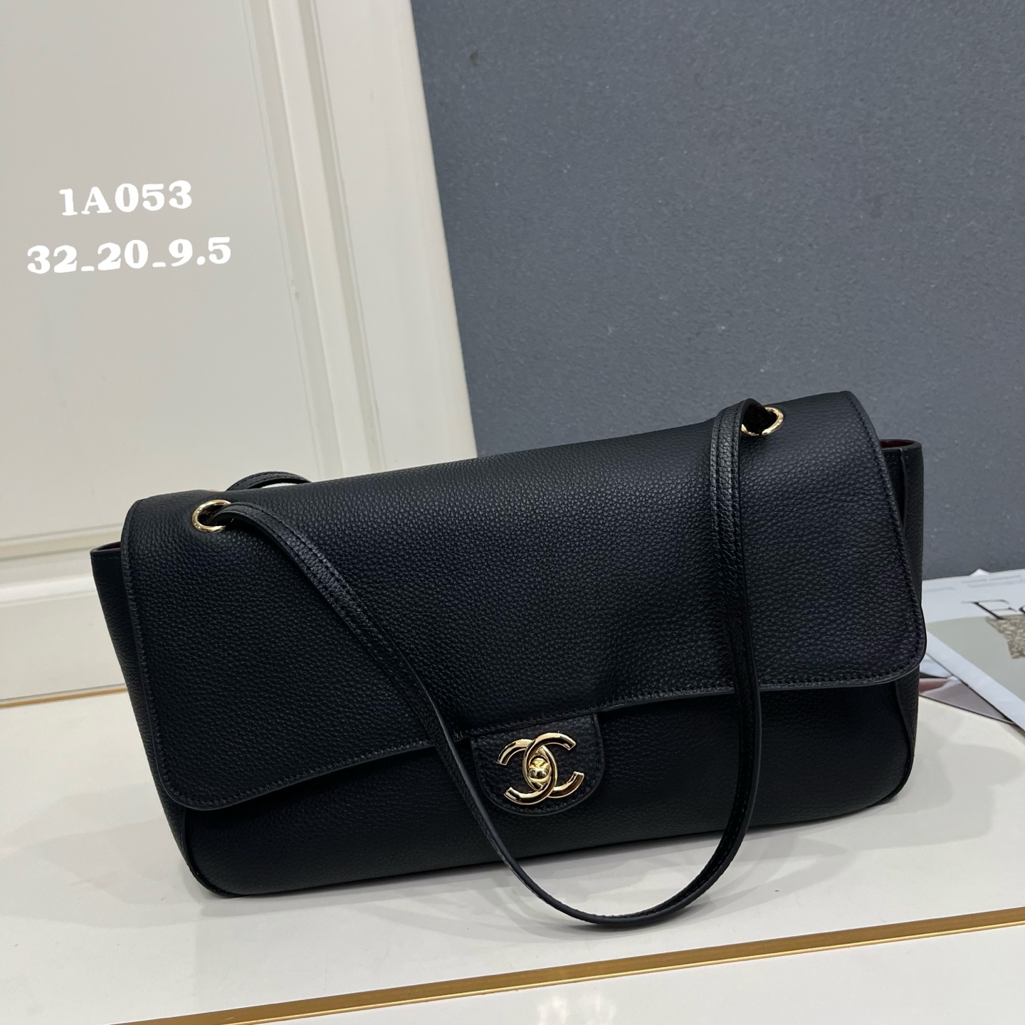 Cheap Chanel AAA quality Handbags in 230085, $140 USD- [IB230085] - Replica Chanel AAA quality Handbags