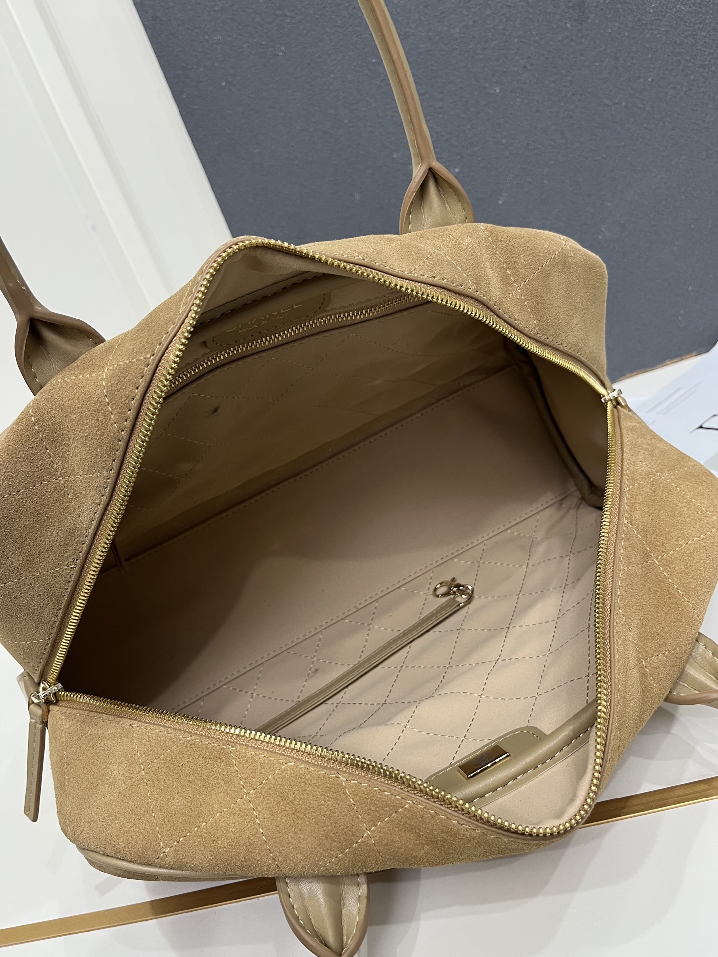 Cheap Chanel AAA quality Handbags in 230087, $135 USD- [IB230087] - Replica Chanel AAA quality Handbags
