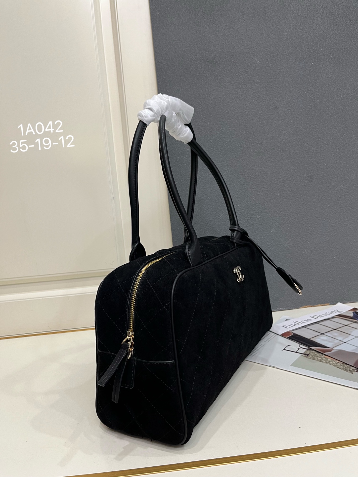 Cheap Chanel AAA quality Handbags in 230089, $135 USD- [IB230089] - Replica Chanel AAA quality Handbags