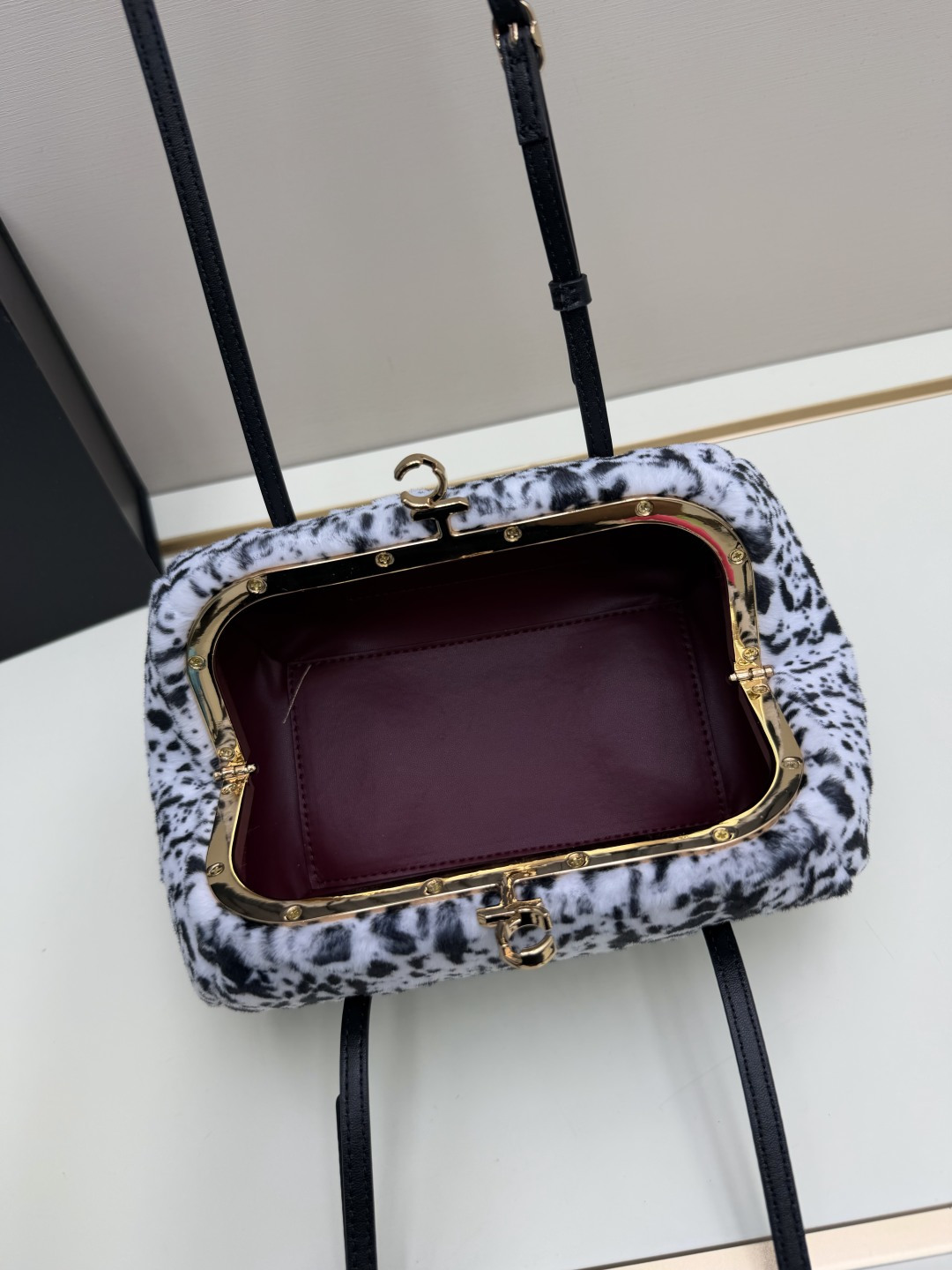Cheap Chanel AAA quality Handbags in 230095, $140 USD- [IB230095] - Replica Chanel AAA quality Handbags