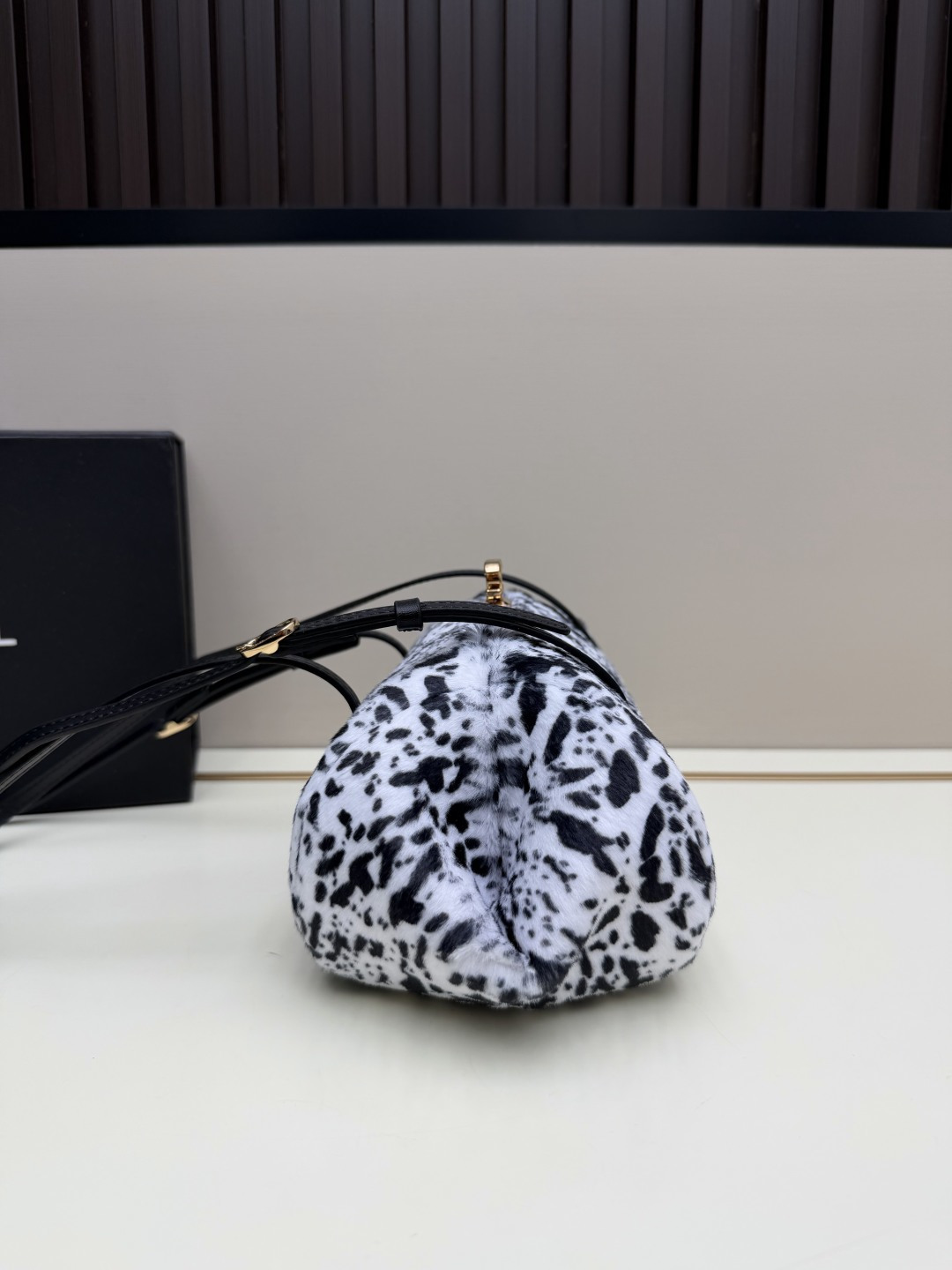 Cheap Chanel AAA quality Handbags in 230095, $140 USD- [IB230095] - Replica Chanel AAA quality Handbags