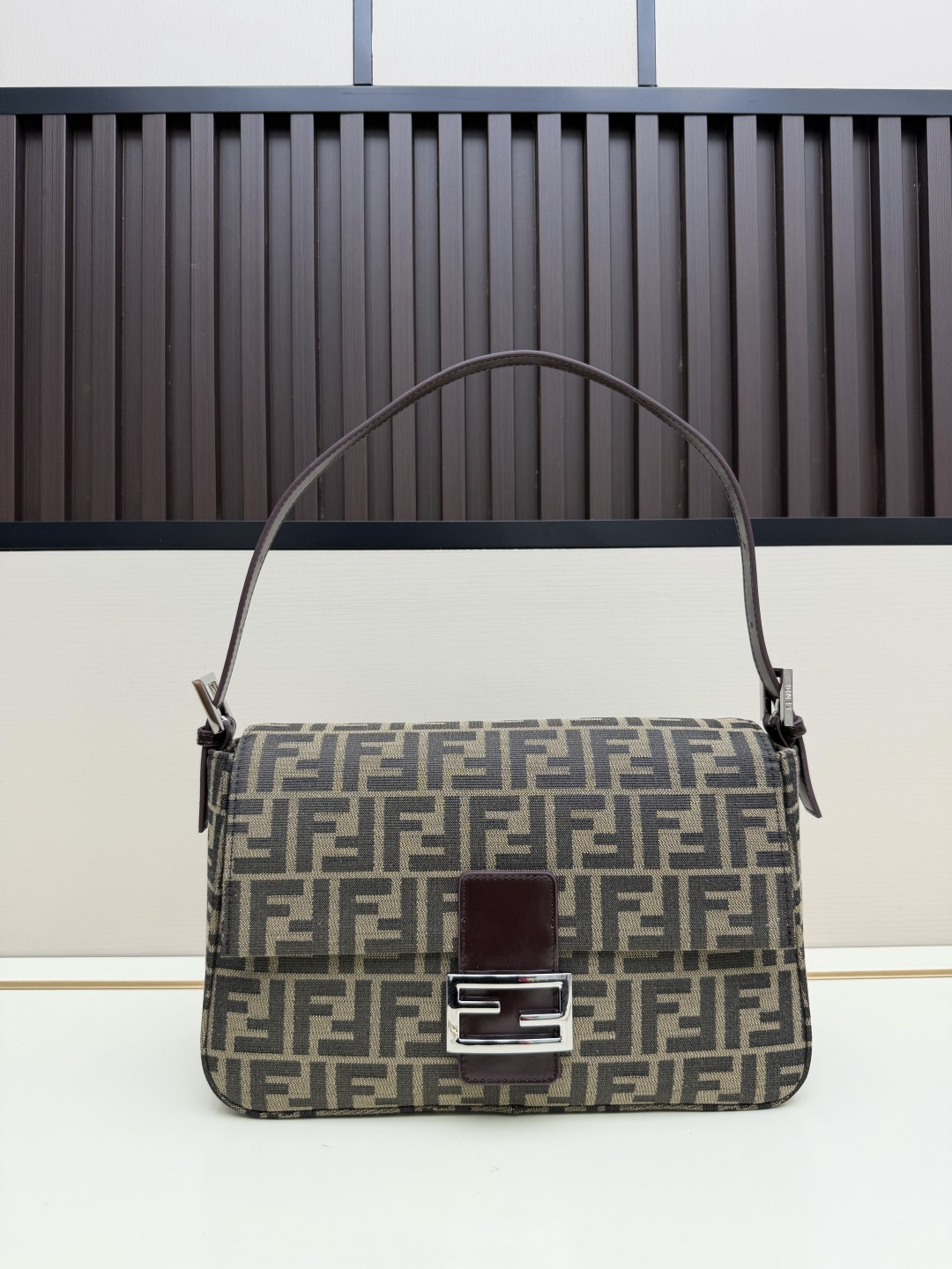 Cheap Fendi AAA+++ Handbags in 230100, $110 USD- [IB230100] - Replica Fendi AAA+++ Handbags