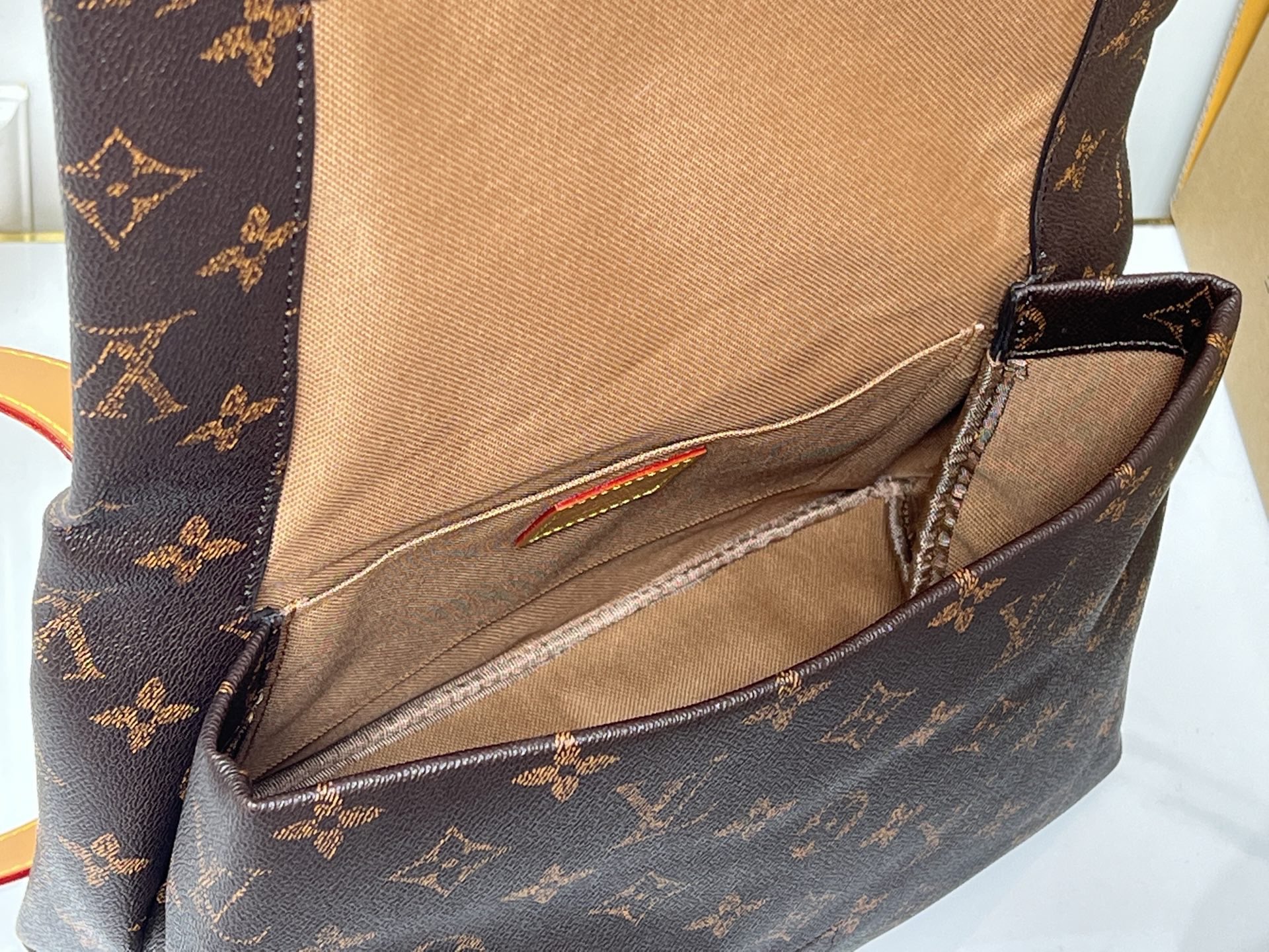 Cheap Louis Vuitton AAA Quality Handbags in 230118, $105 USD- [IB230118] - Replica Louis Vuitton AAA Quality Handbags