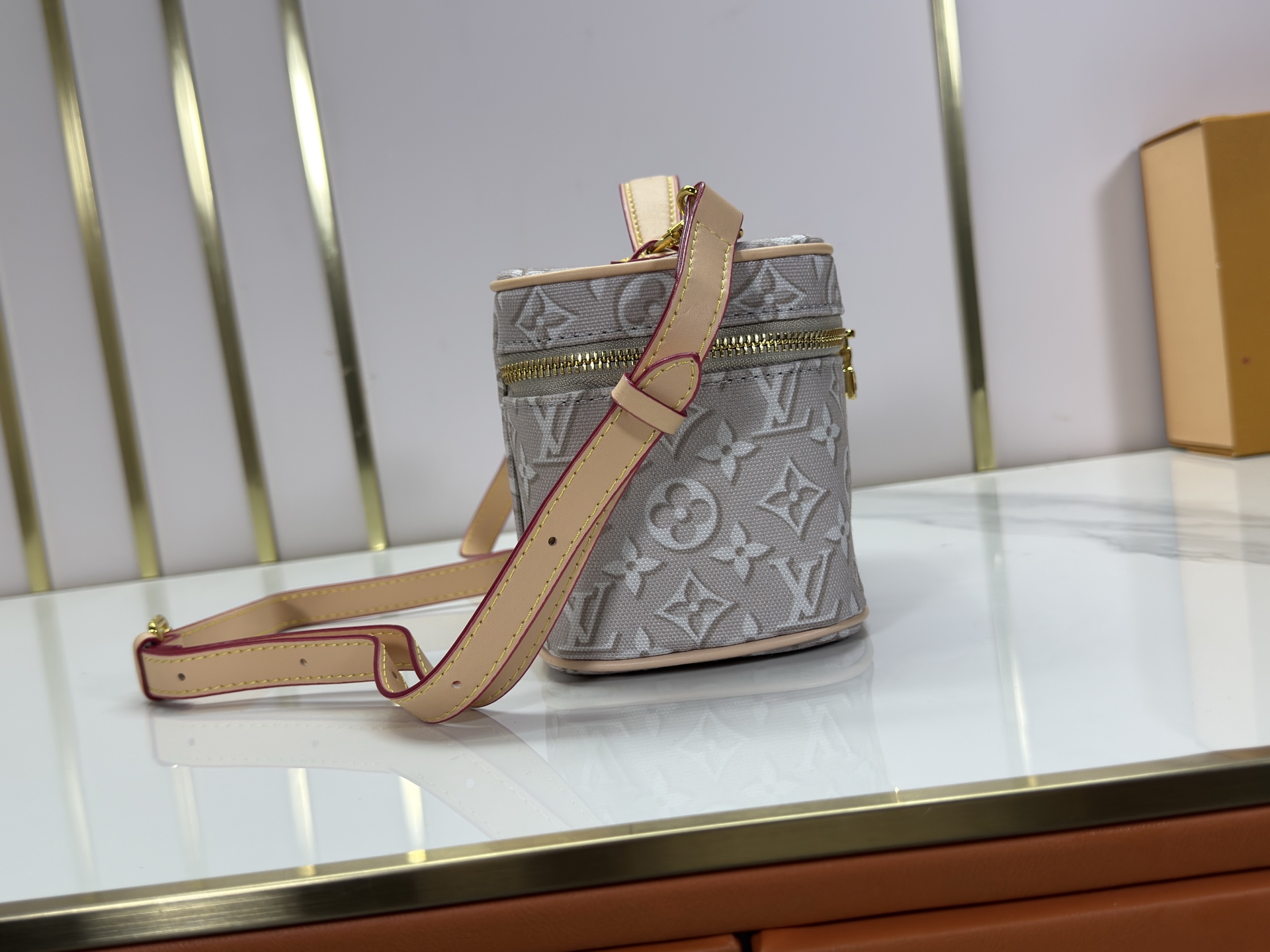 Cheap Louis Vuitton AAA quality Vanity Pouch in 230167, $95 USD- [IB230167] - Replica Louis Vuitton AAA quality Vanity Pouch