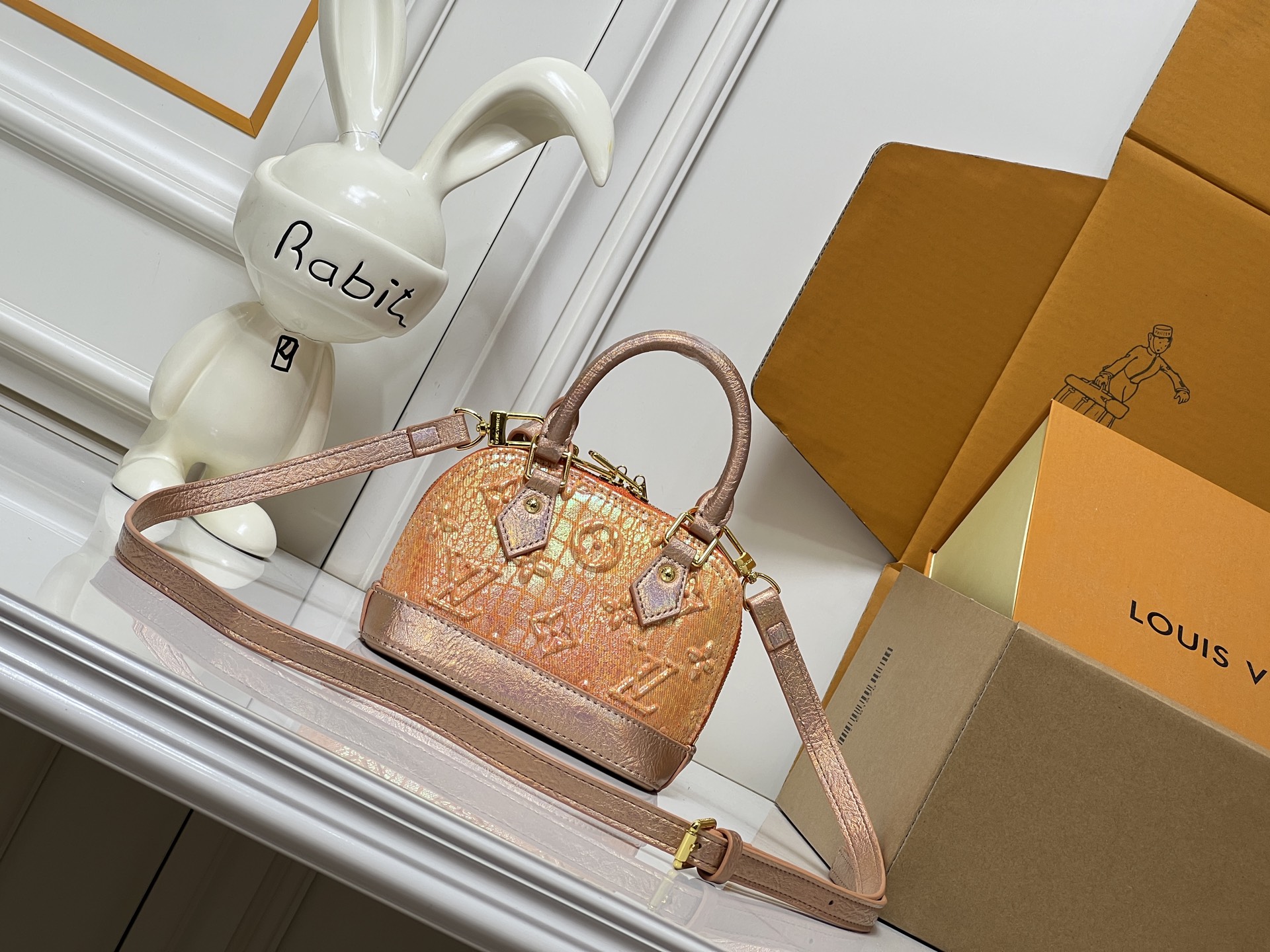 Cheap Louis Vuitton AAA Quality Handbags in 230173, $105 USD- [IB230173] - Replica Louis Vuitton AAA Quality Handbags
