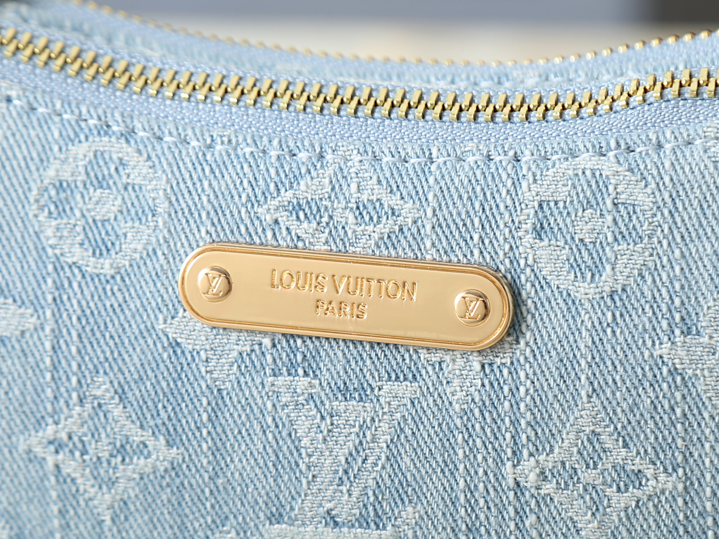 Cheap Louis Vuitton AAA Mini Shoulder Bags in 230186, $90 USD- [IB230186] - Replica Louis Vuitton AAA Mini Shoulder Bags