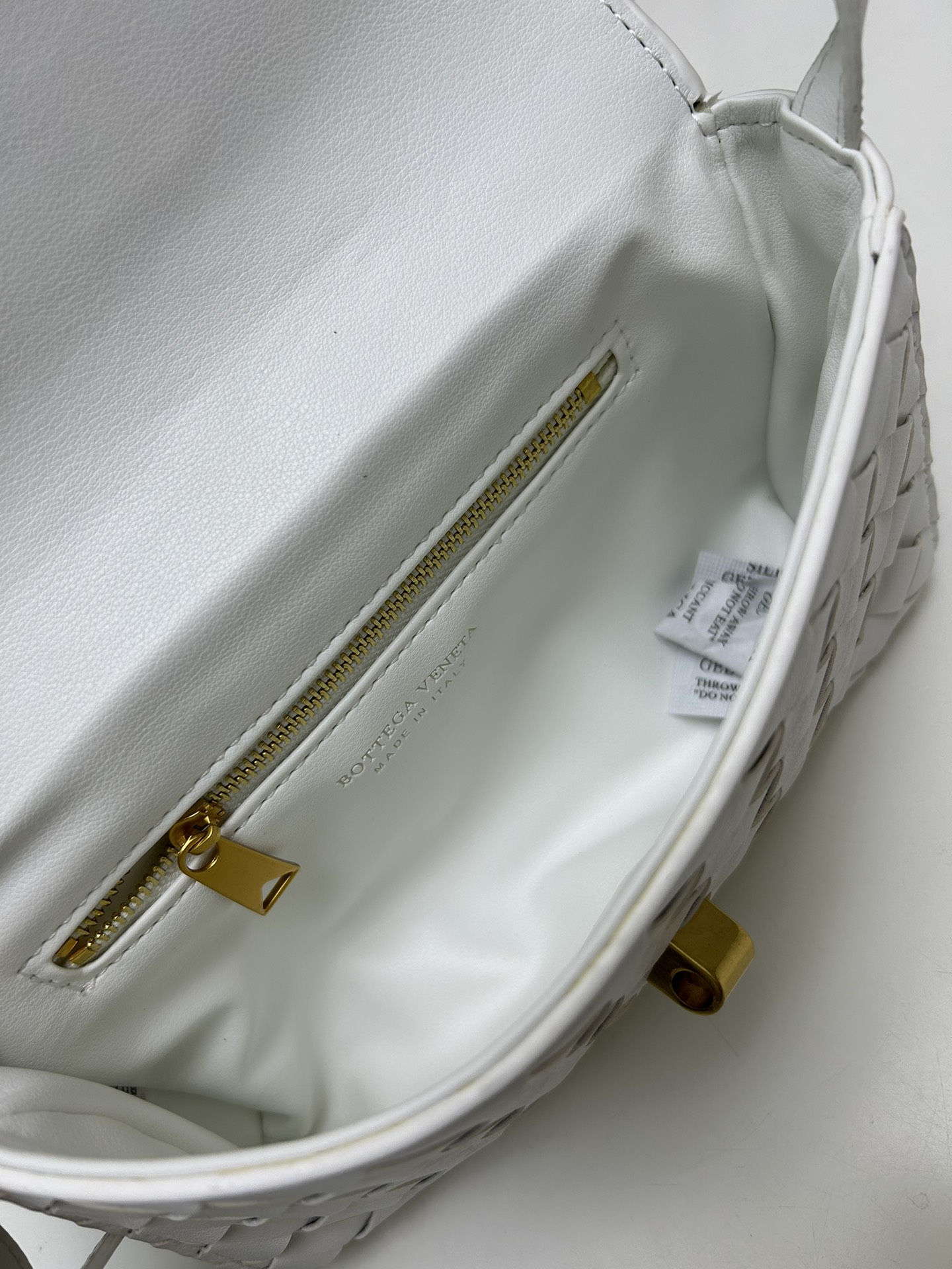 Cheap bottega veneta bags in 230233, $110 USD- [IB230233] - Replica bottega veneta bags
