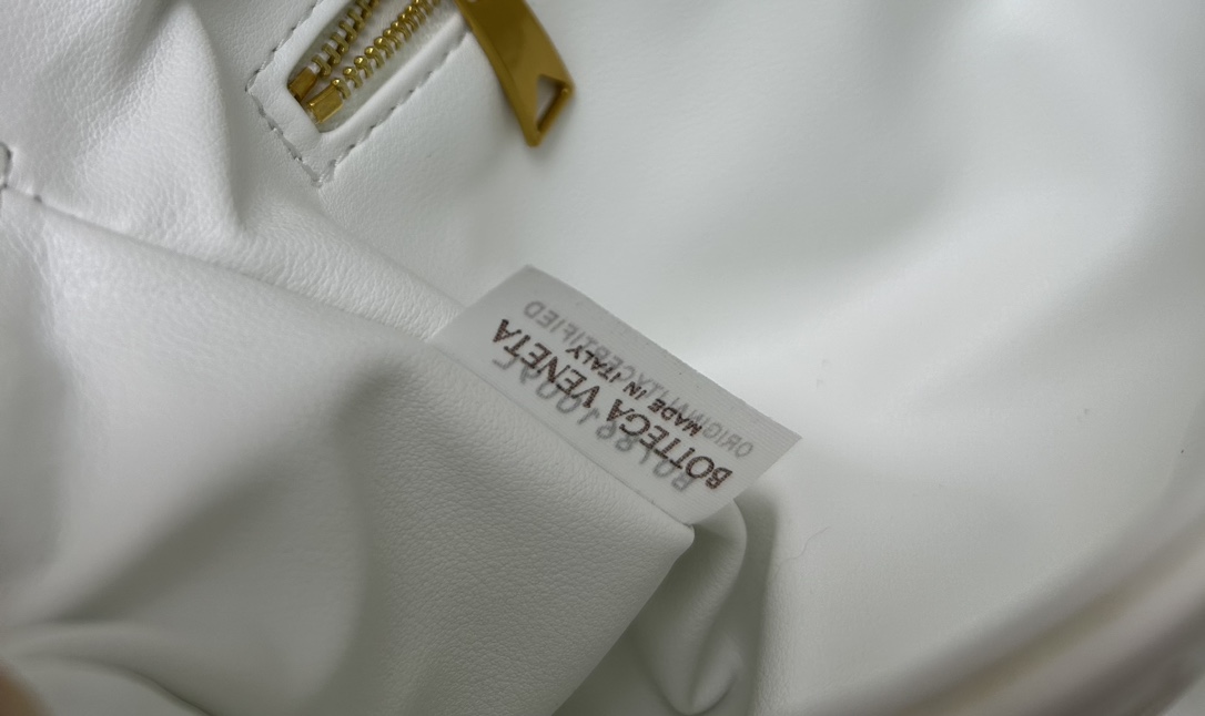 Cheap bottega veneta bags in 230233, $110 USD- [IB230233] - Replica bottega veneta bags