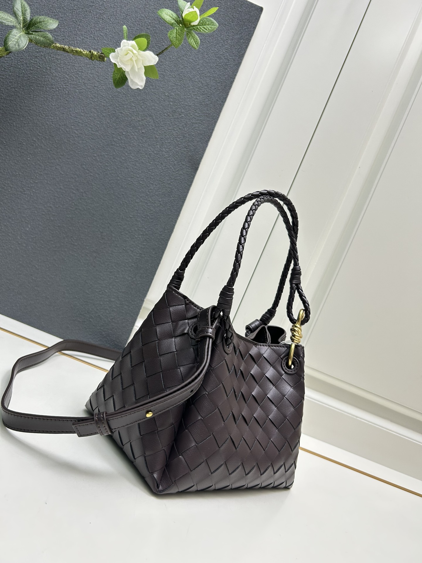 Cheap bottega veneta bags in 230236, $130 USD- [IB230236] - Replica bottega veneta bags