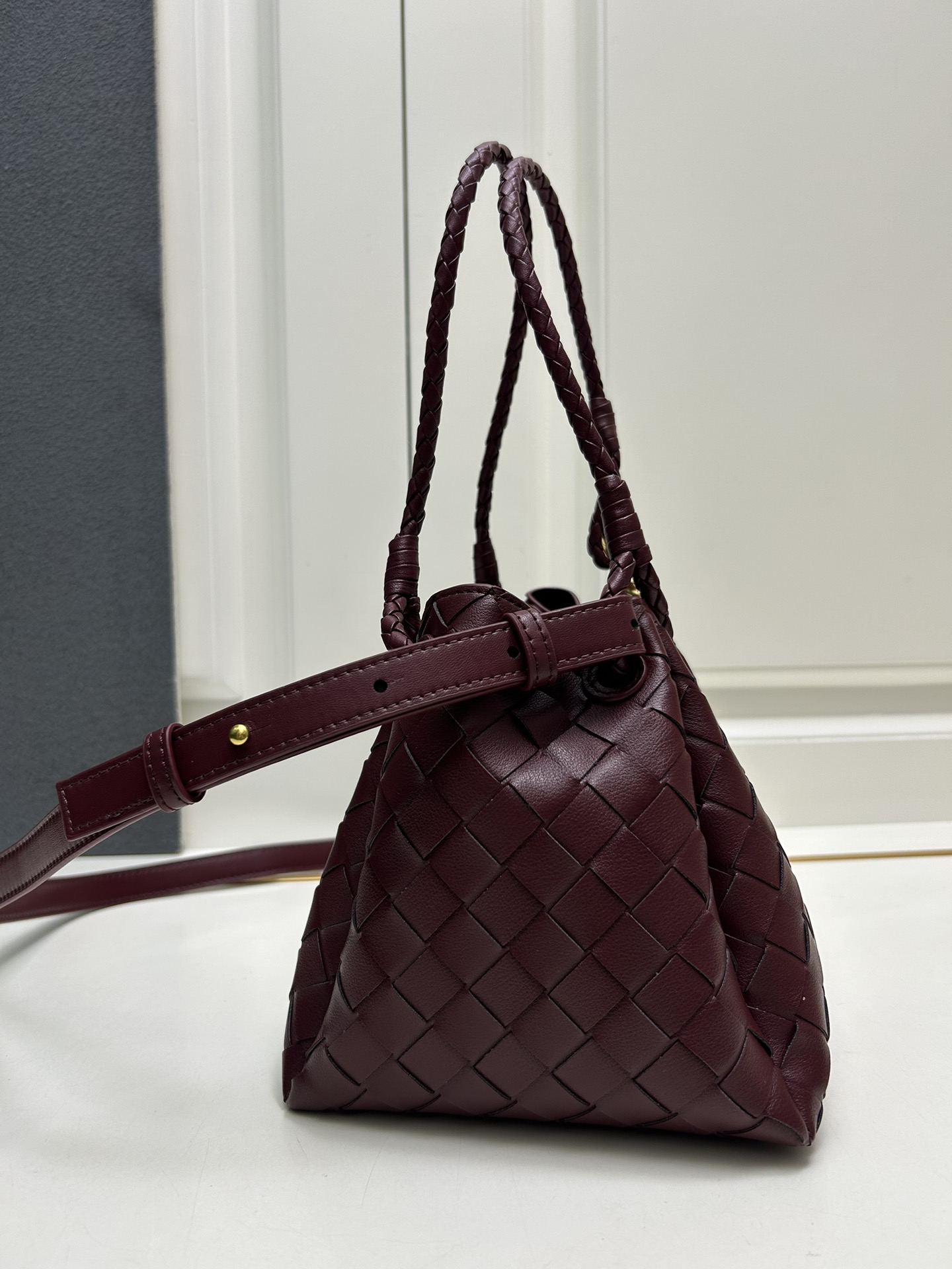 Cheap bottega veneta bags in 230237, $130 USD- [IB230237] - Replica bottega veneta bags