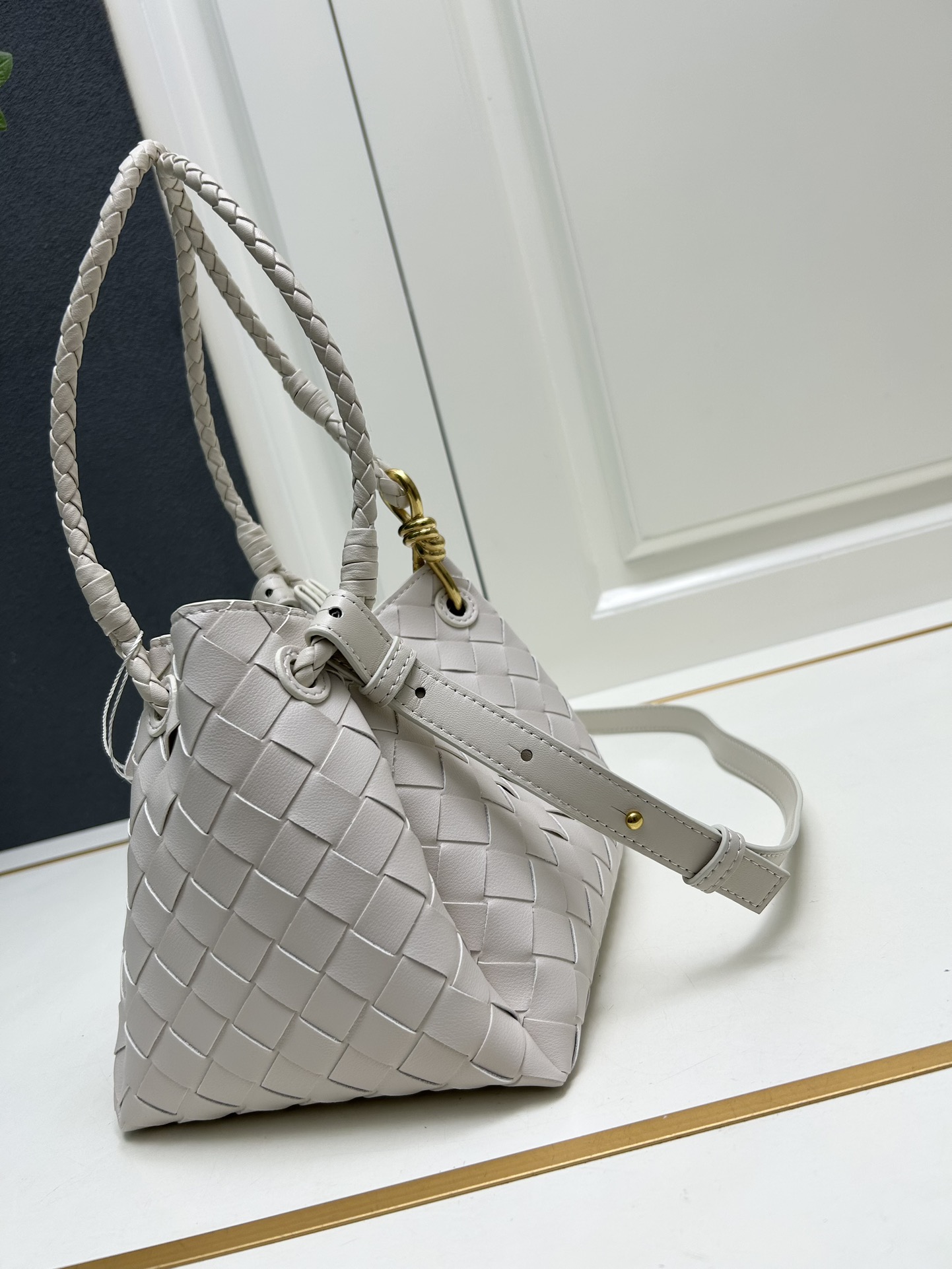 Cheap bottega veneta bags in 230239, $130 USD- [IB230239] - Replica bottega veneta bags