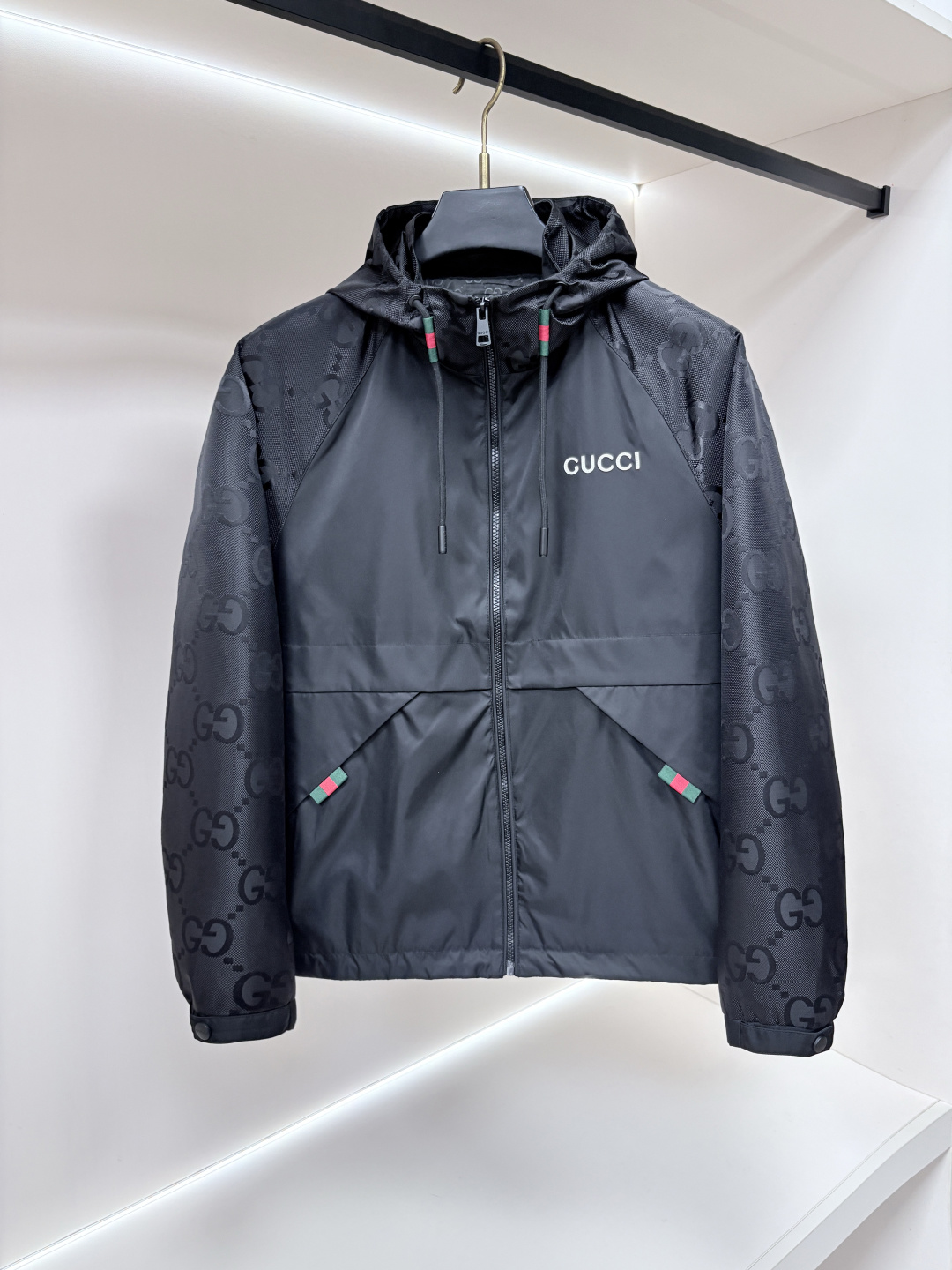Cheap Gucci Thin Jackets For Men in 230275, $135 USD- [IB230275] - Replica Gucci Thin Jackets For Men