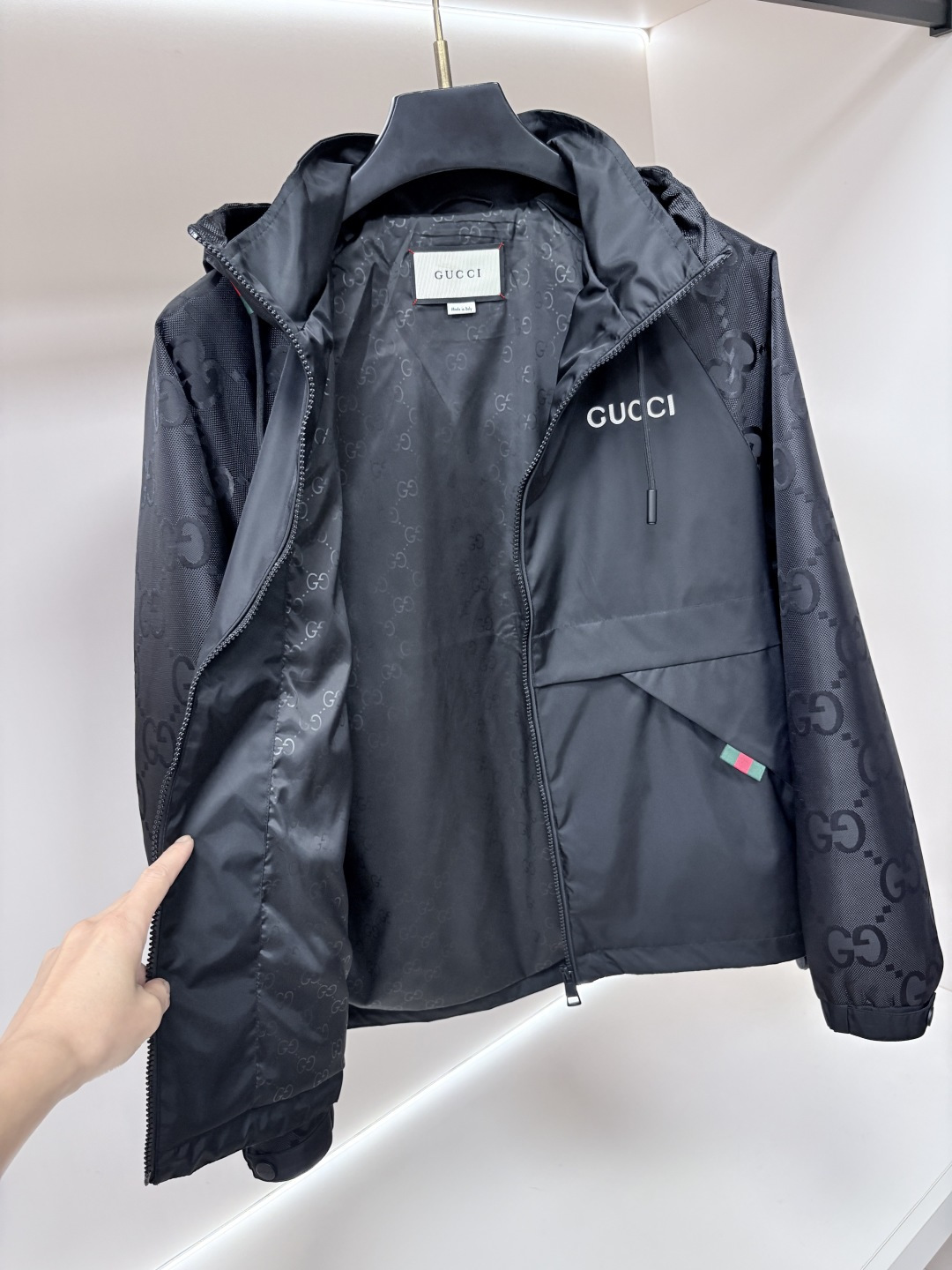 Cheap Gucci Thin Jackets For Men in 230275, $135 USD- [IB230275] - Replica Gucci Thin Jackets For Men