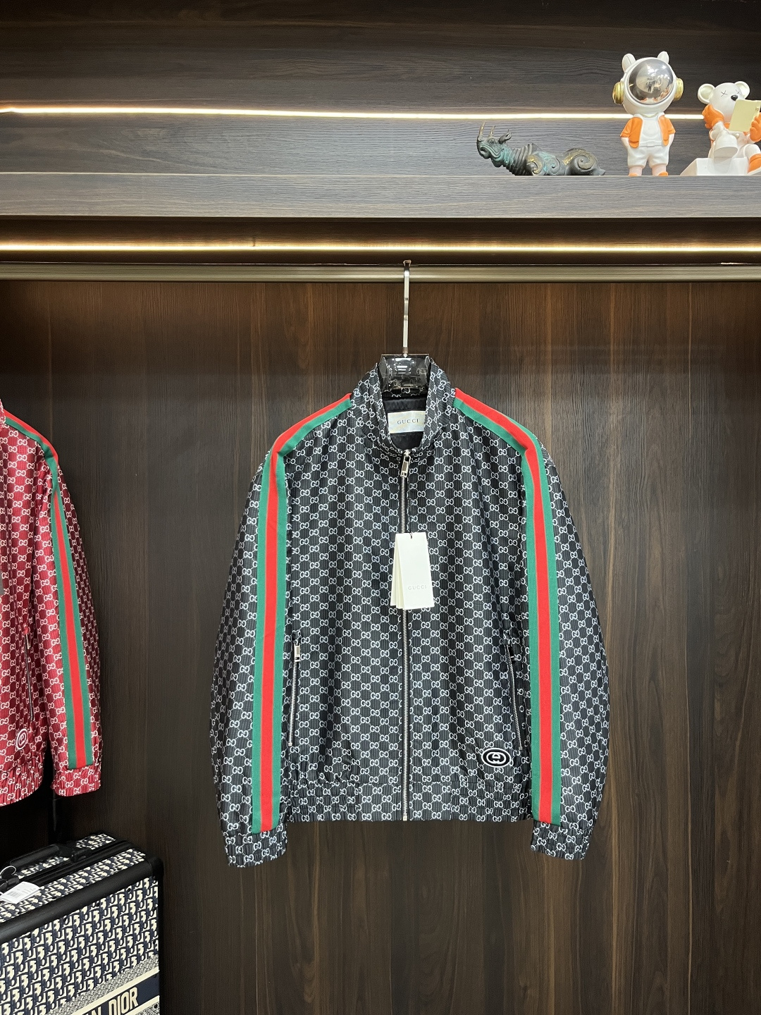 Cheap Gucci Thin Jackets For Men in 230276, $125 USD- [IB230276] - Replica Gucci Thin Jackets For Men