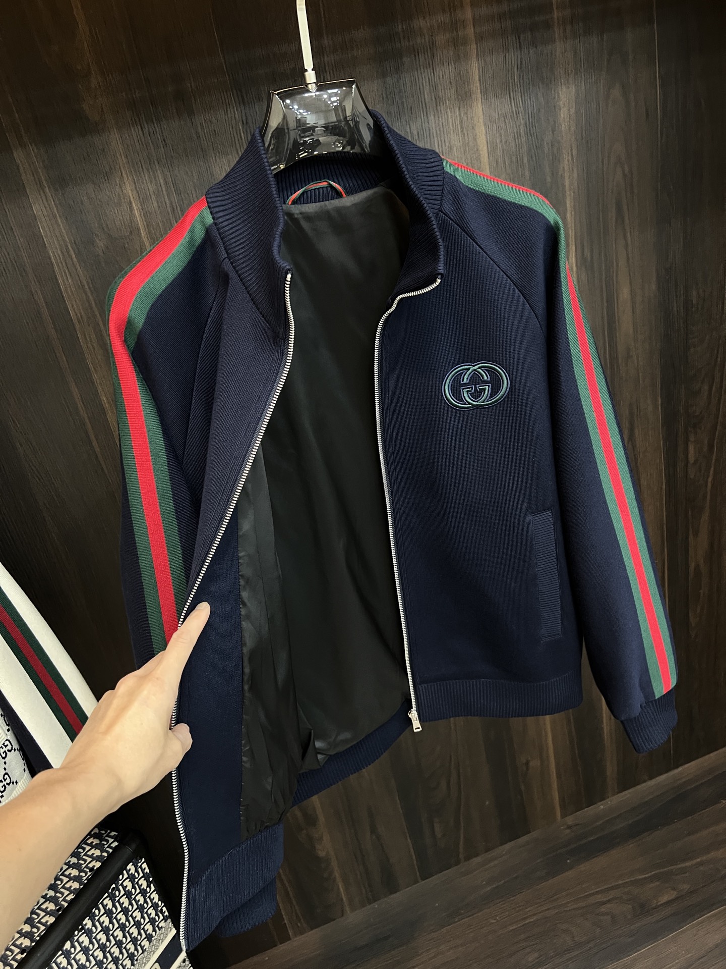 Cheap Gucci Thin Jackets For Men in 230278, $150 USD- [IB230278] - Replica Gucci Thin Jackets For Men