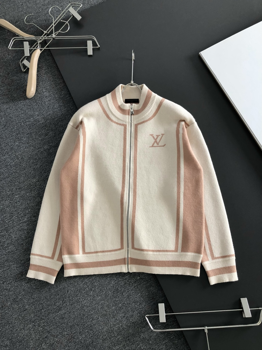 Cheap Louis Vuitton  Sweaters for Men in 230312, $125 USD- [IB230312] - Replica Louis Vuitton  Sweaters for Men