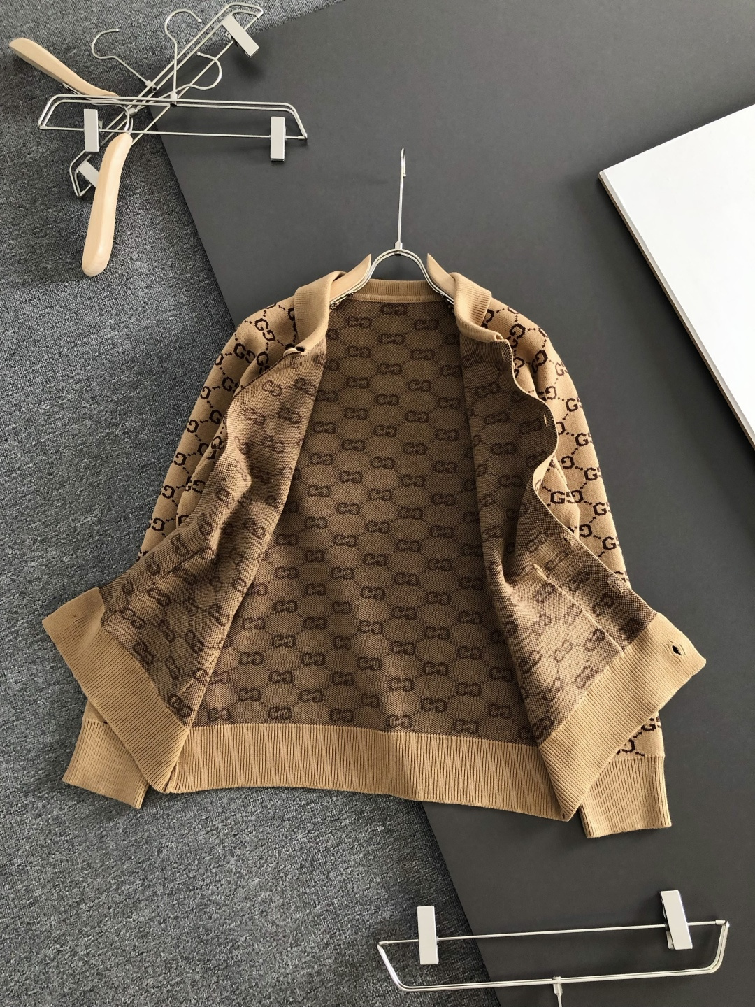 Cheap Gucci Sweaters for Men in 230313, $125 USD- [IB230313] - Replica Gucci Sweaters for Men
