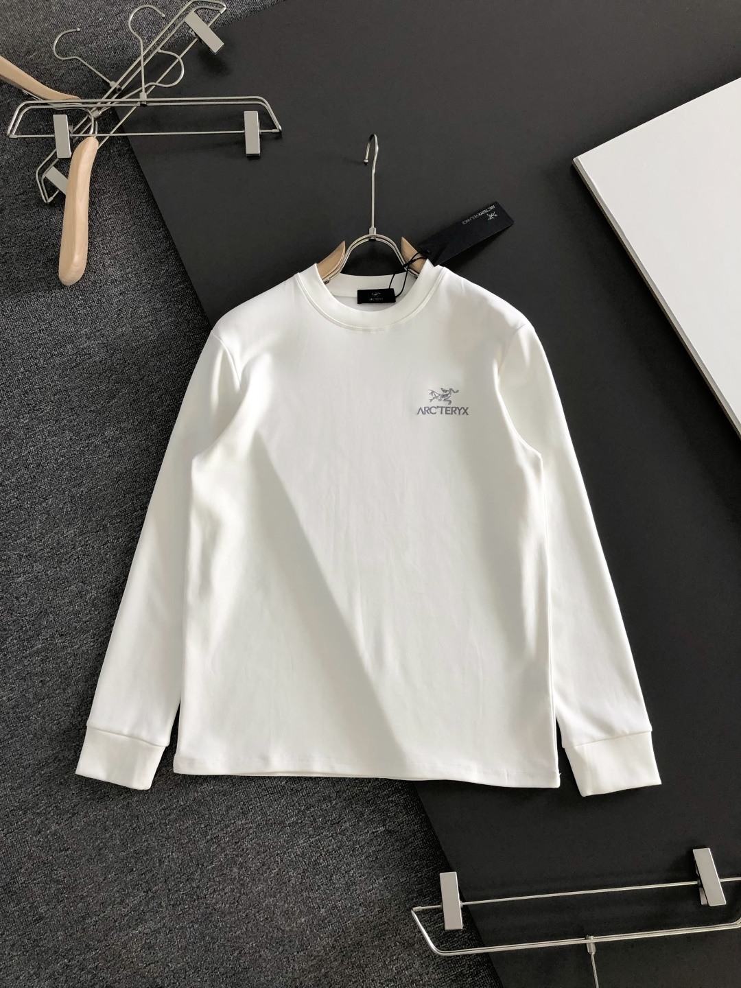 Cheap ARC TERYX Long-Sleeved T-Shirt for Men in 230319, $65 USD- [IB230319] - Replica ARC TERYX Long-Sleeved T-Shirt for Men
