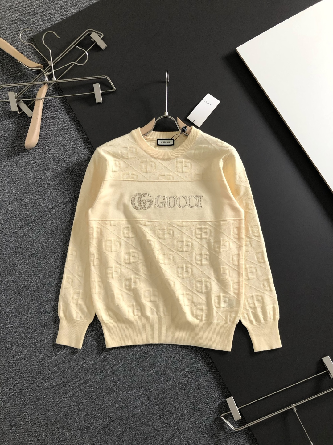 Cheap Gucci Sweaters for Men in 230325, $70 USD- [IB230325] - Replica Gucci Sweaters for Men