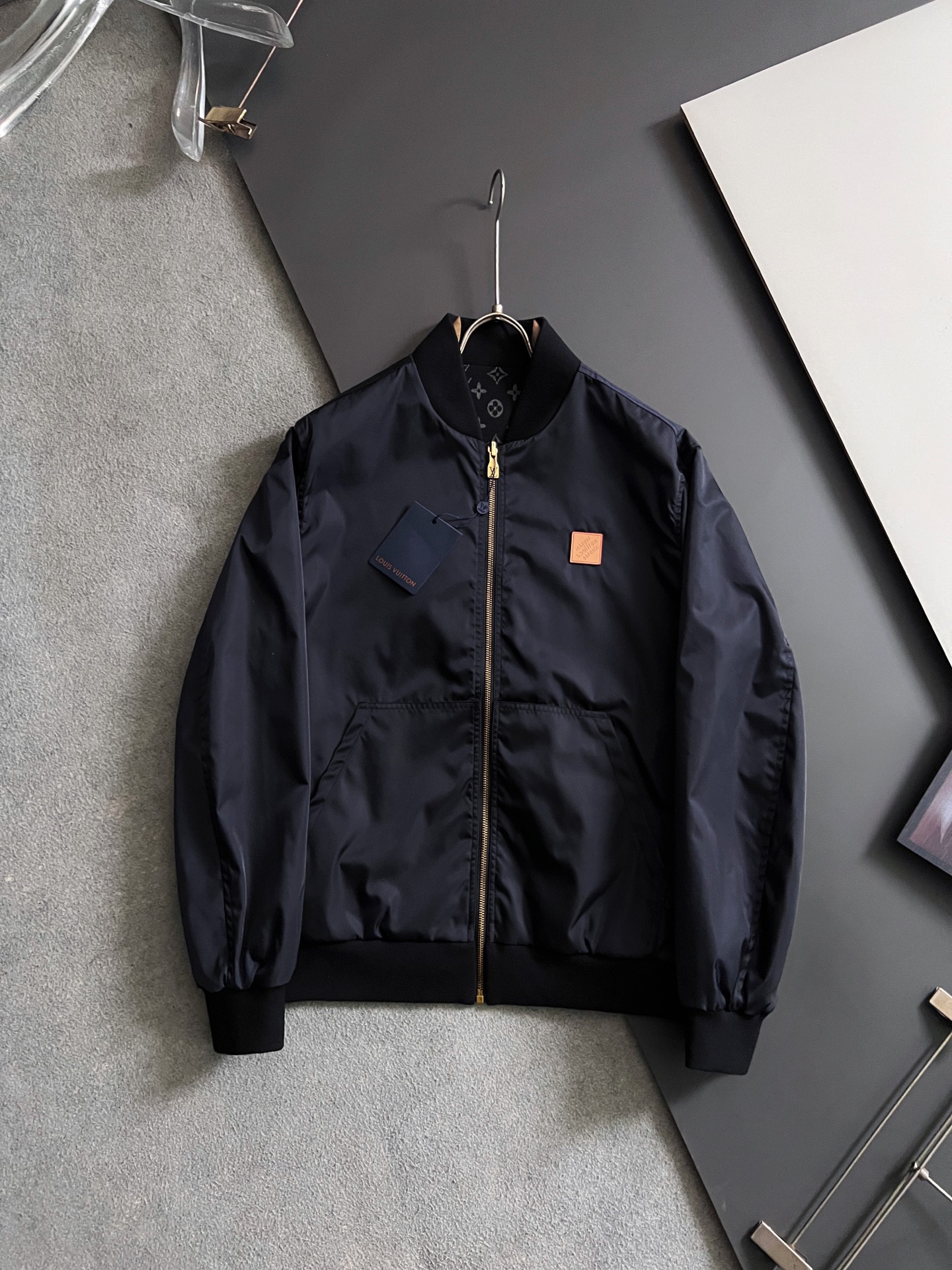 Cheap Louis Vuitton Thin Jackets For Men in 230353, $160 USD- [IB230353] - Replica Louis Vuitton Thin Jackets For Men