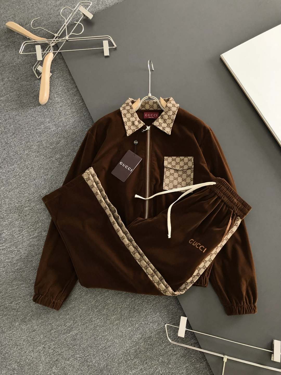 Cheap Gucci Tracksuits for Men in 230365, $110 USD- [IB230365] - Replica Gucci Tracksuits for Men