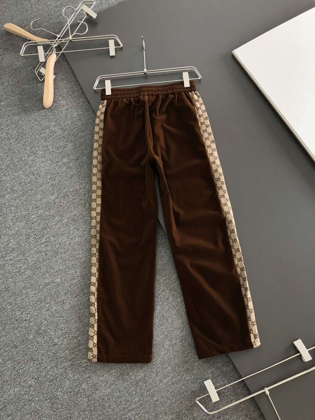 Cheap Gucci Tracksuits for Men in 230365, $110 USD- [IB230365] - Replica Gucci Tracksuits for Men