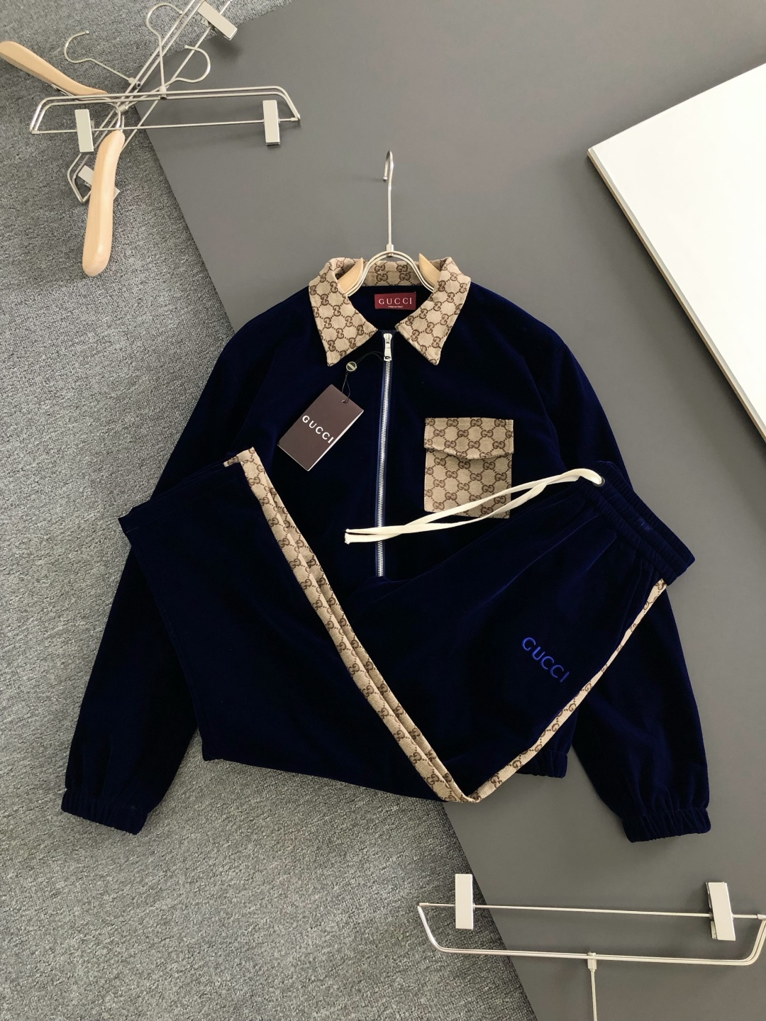 Cheap Gucci Tracksuits for Men in 230366, $110 USD- [IB230366] - Replica Gucci Tracksuits for Men