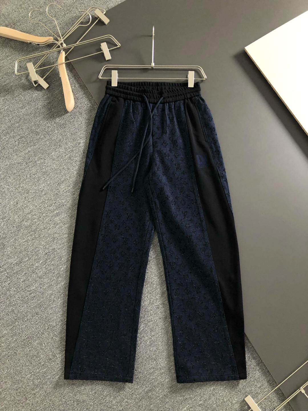 Cheap Louis Vuitton Pants for Men in 230388, $75 USD- [IB230388] - Replica Louis Vuitton Pants for Men