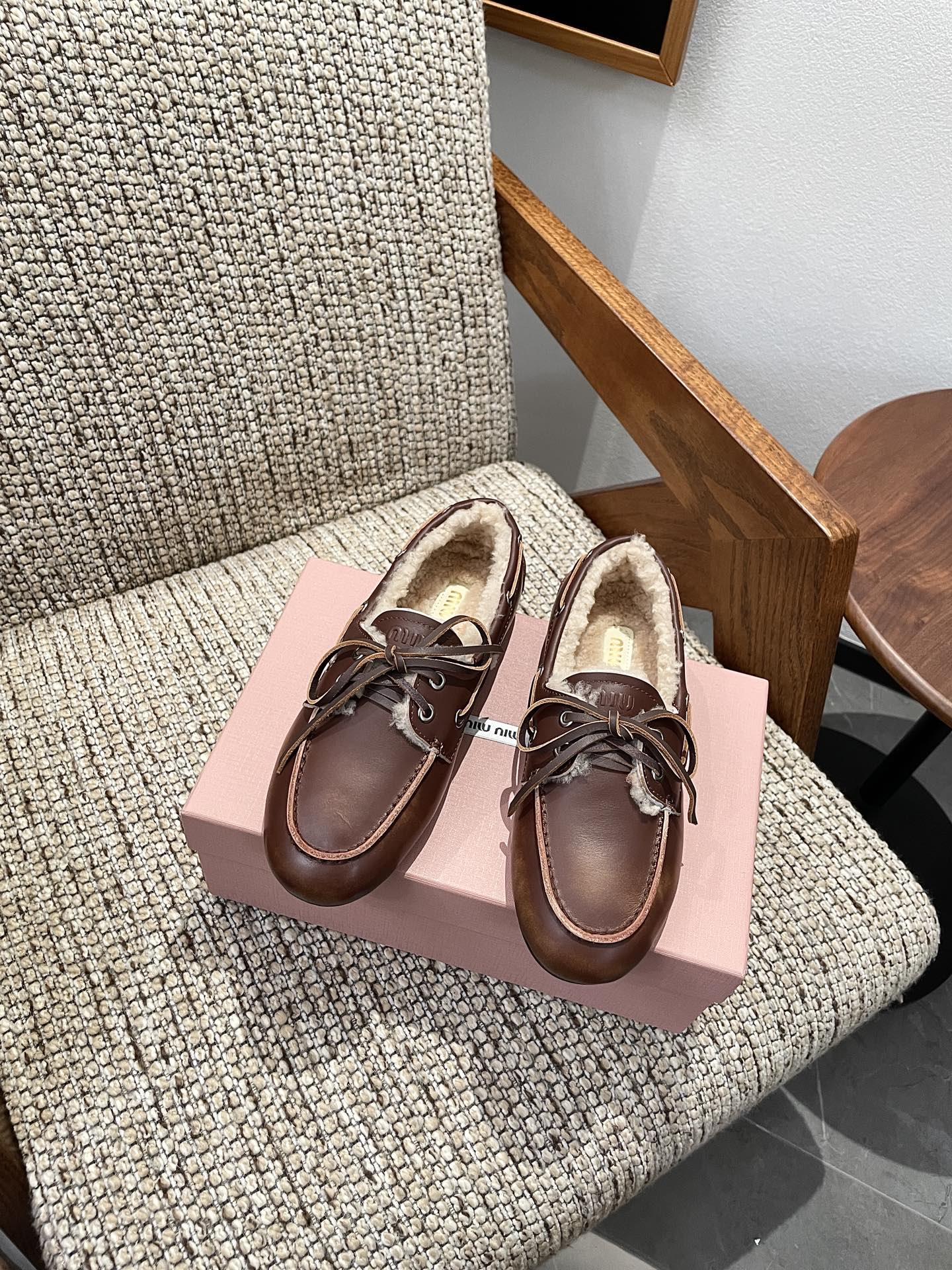 Cheap MiuMiu Leopold shoes For Women in 230738, $110 USD- [IB230738] - Replica MiuMiu Leopold shoes For Women